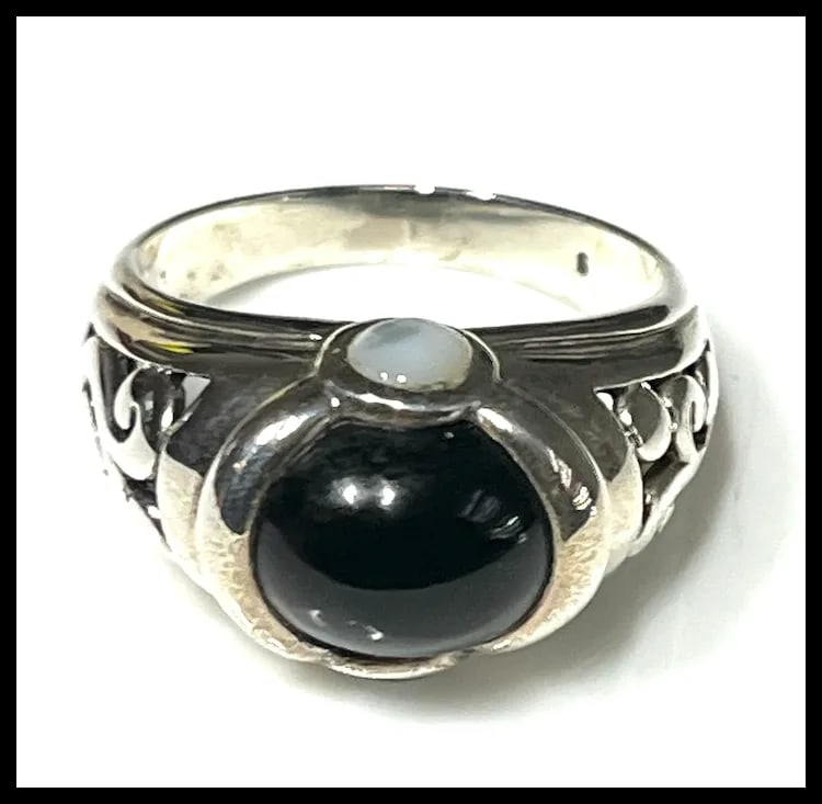 Estate Black Onxy & M oonstone Sterling Silver Cocktail Ring - 2
