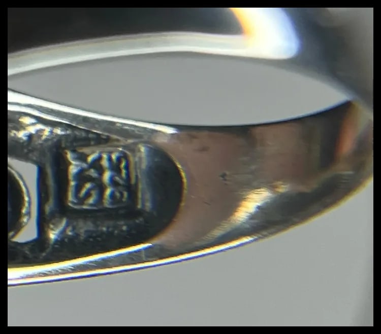 Estate Black Onxy & M oonstone Sterling Silver Cocktail Ring - 6