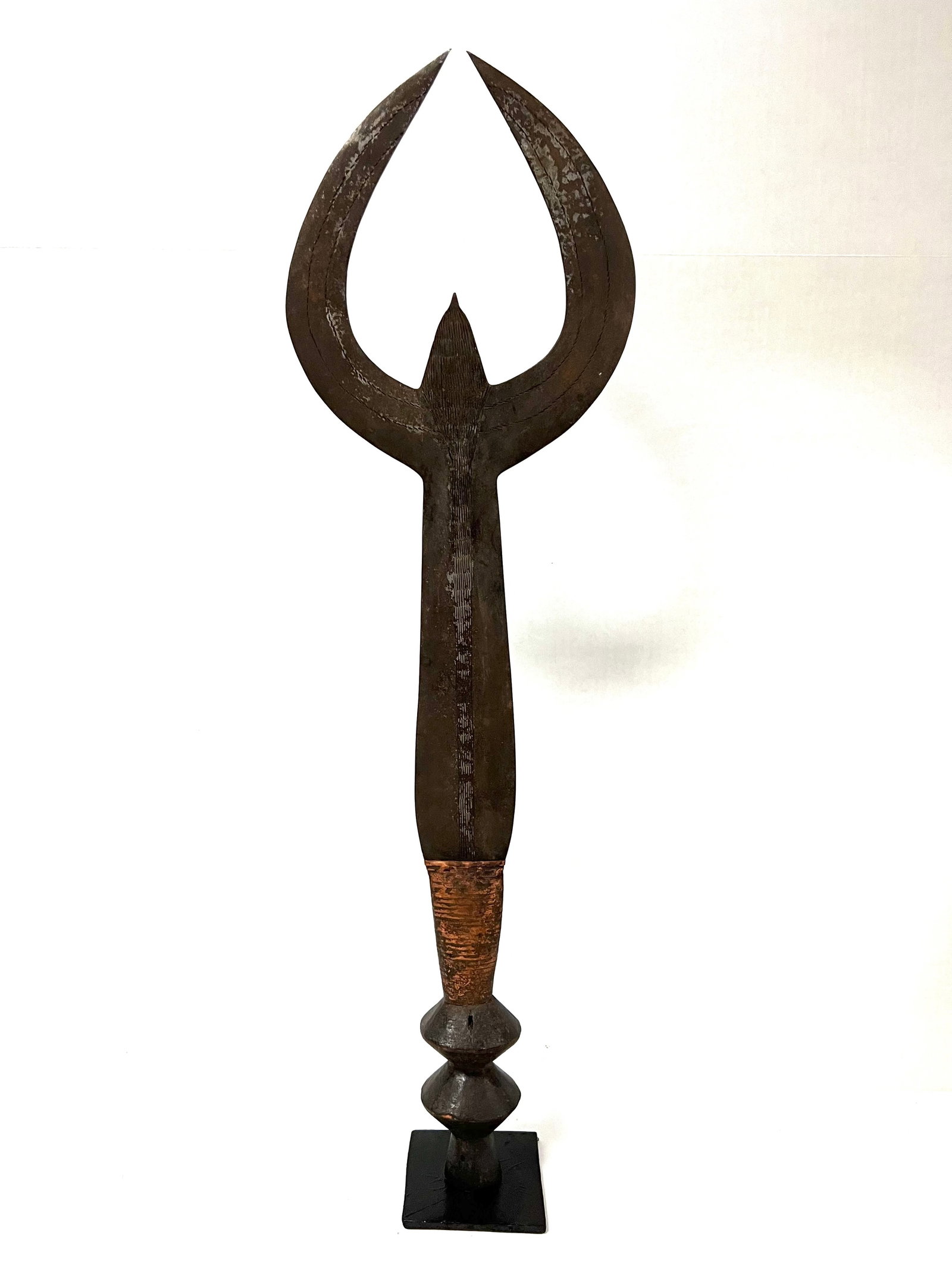 Iron Currency with Stand: Title: Iron Currency with Stand Date/Period: Late 20th Century Description: African Tribal Art Iron Currency Stand Materials: Iron Size: 27" h x 8" w Reserve: $300.00 Shipping:Domestic: Flat-rate