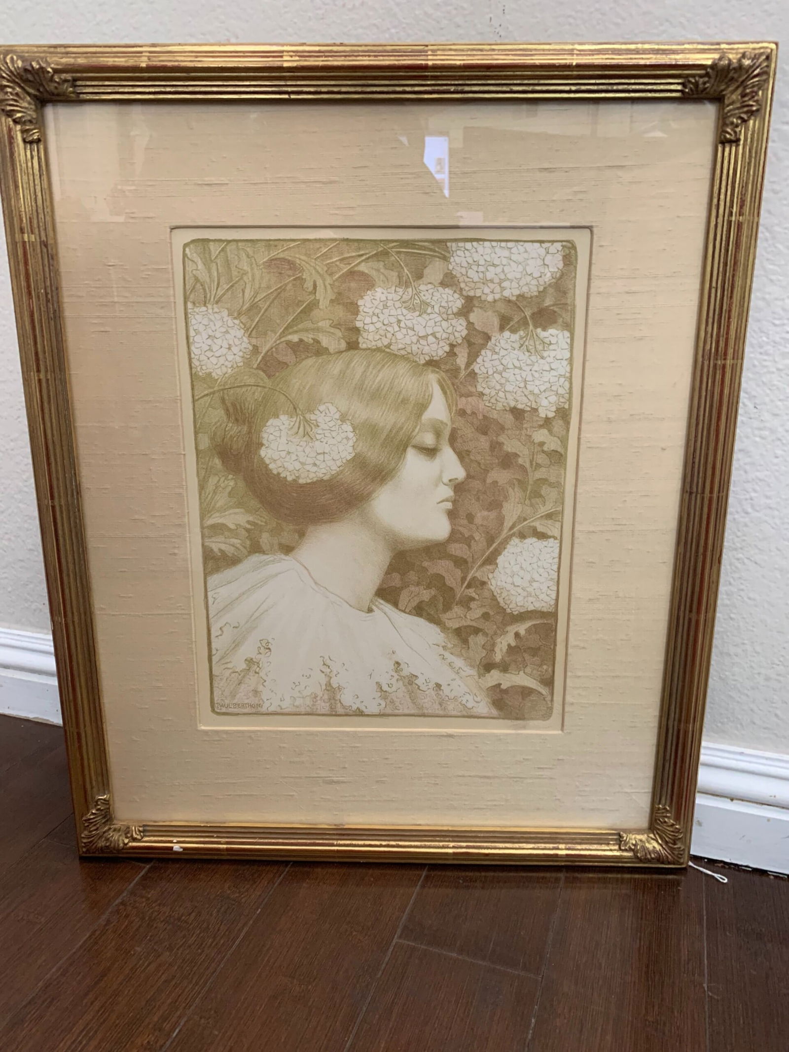 Femme de Profil - Art by Berthon (1896) 10x14 French Lithograph - Framed: Title: Femme de Profil - Art by Berthon (1896) 10x14 French Lithograph - Framed Description: Femme de Profil - Art by Berthon (1896) 10x14 French Lithograph - Framed\n\nPlease refer to the attached ph