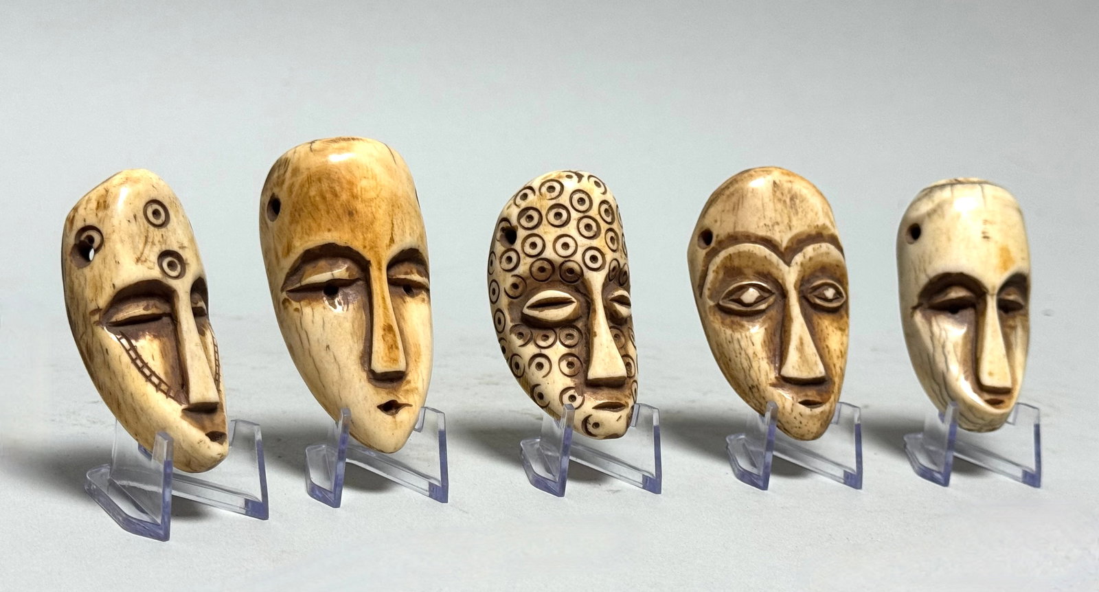 Ancient Ikhoko amulets - PENDE - DR Congo - 3