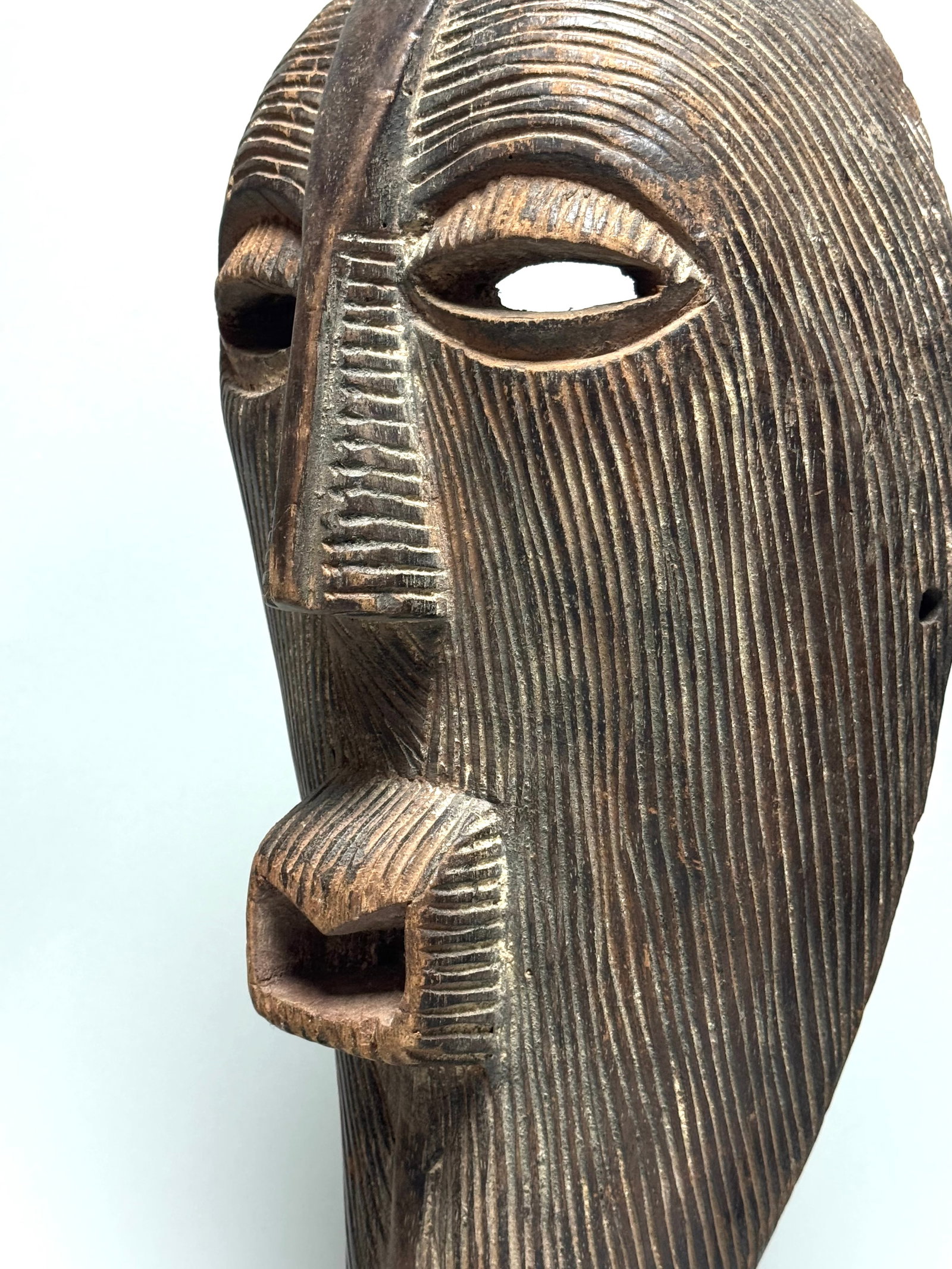 2 War Mask - Wood - Kifwebe - DR Congo - 4