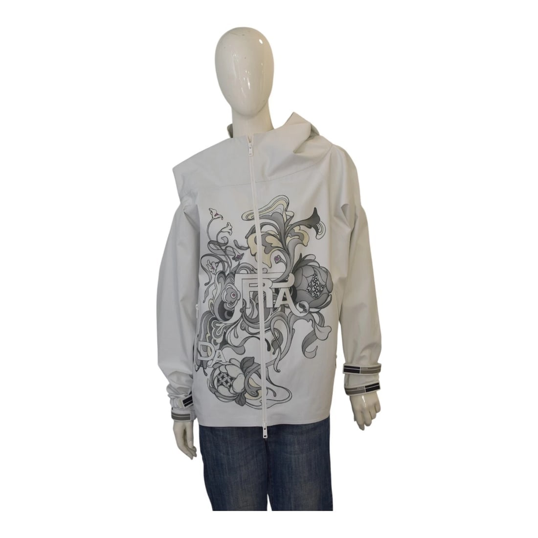 PRADA light gray printed trench jacket raincoat windbreaker with hood size 44: Title:PRADA light gray printed trench jacket raincoat windbreaker with hood size 44 Description:PRADA light gray printed trench jacket raincoat windbreaker with hood size 44 The most stylish trench th