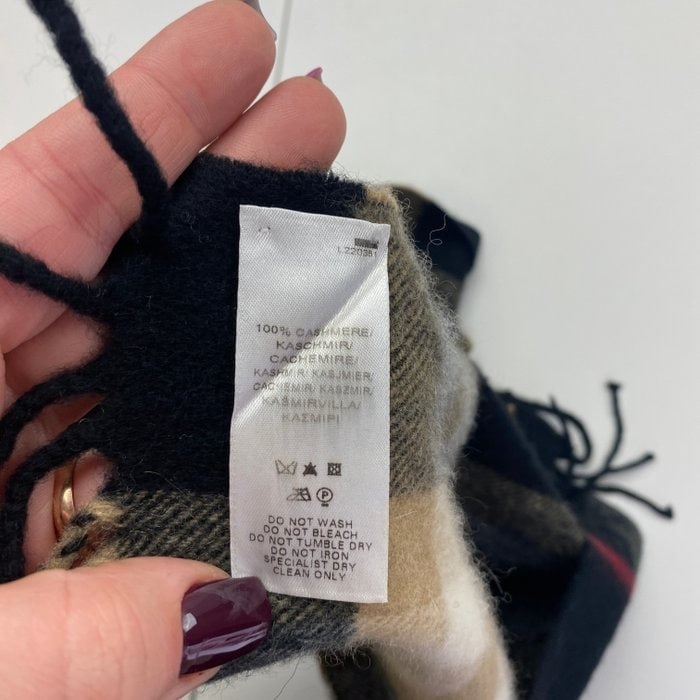 Burberry Navy Blue Plaid 100% Cashmere Scarf - 5