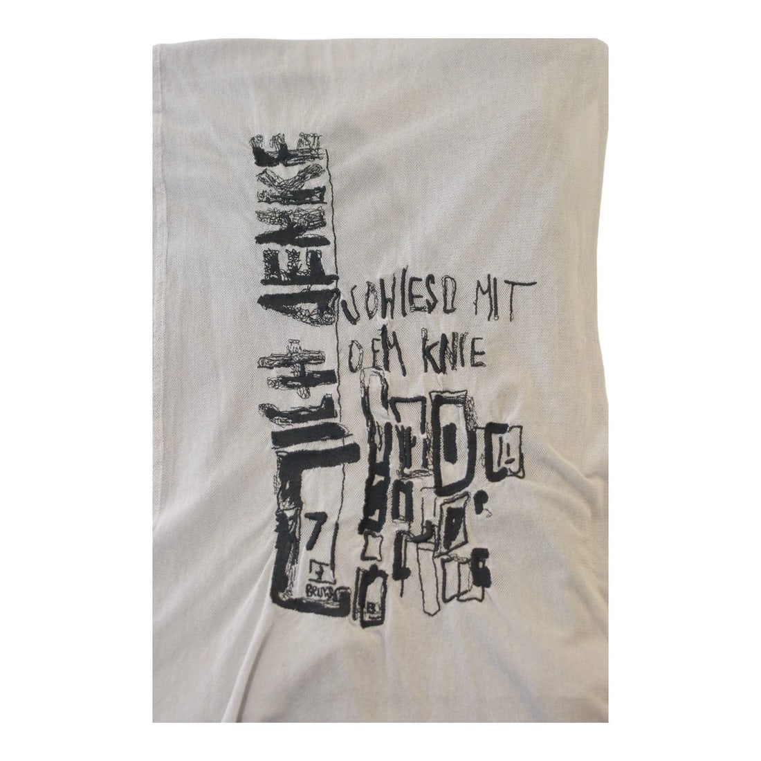 Pal Offner Light Grey Graphic Print Long Scarf – Unisex Avant-Garde Designer: Title:Pal Offner Light Grey Graphic Print Long Scarf – Unisex Avant-Garde Designer Description:Max Praga Green & Orange Floral Flowers Silk Scarf Foulard Wrap Pal Offner Light Grey Graphic Print