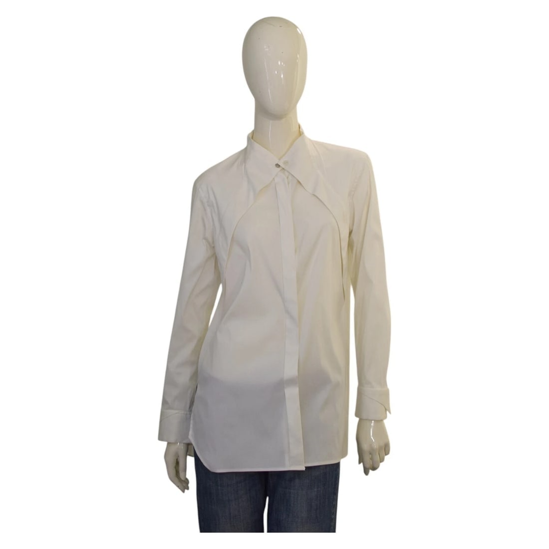 Issey Miyake White Cotton Pleats Button Down Shirt Long Top Size 3: Title:Issey Miyake White Cotton Pleats Button Down Shirt Long Top Size 3 Description:Gucci Taupe Silk Soft Shiny Button Down Shirt Top Size 44 Issey Miyake White Cotton Pleats Button Down Shirt Long T