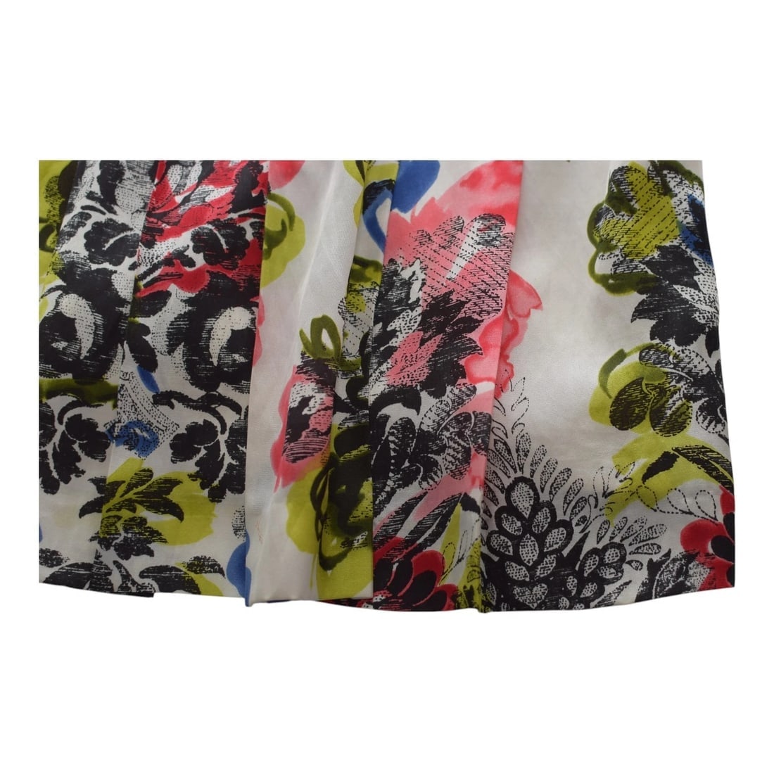 Multicolored Floral Print V -Neckline Short Sleeve Knee Length Dress - 5