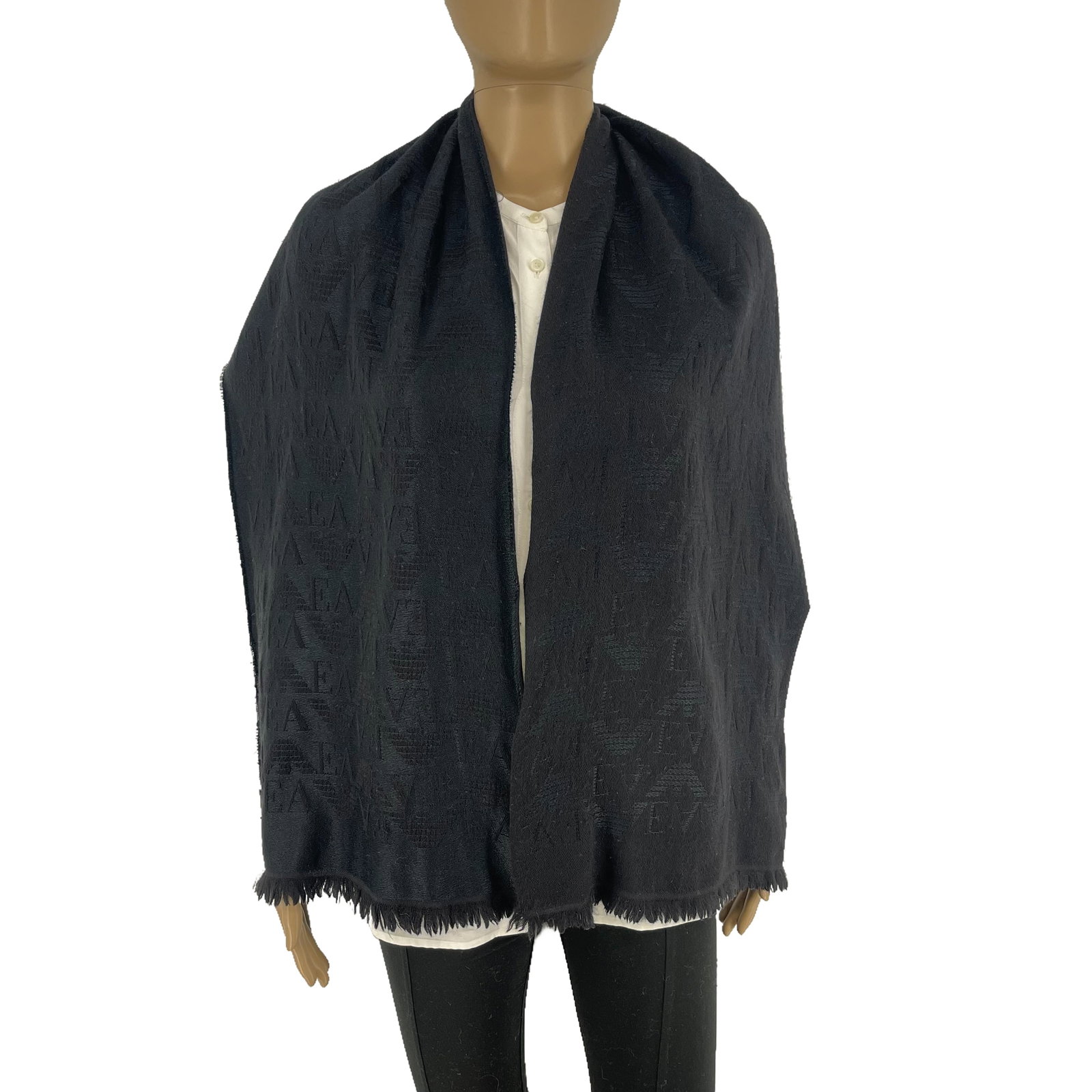 Emporio Armani Black Printed 80% Wool 20% Silk Scarf: Title:Emporio Armani Black Printed 80% Wool 20% Silk ScarfBrand:Emporio ArmaniDate/Period:ModernMaterials:80% Wool 20% SilkSize:One SizeDescription:Emporio Armani Black Printed 80% Wool 20% Silk