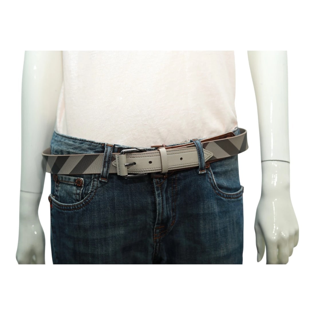 Burberry Beige Nova Check Heart Coated Canvas & Leather Buckle Belt size 40/100 - 10