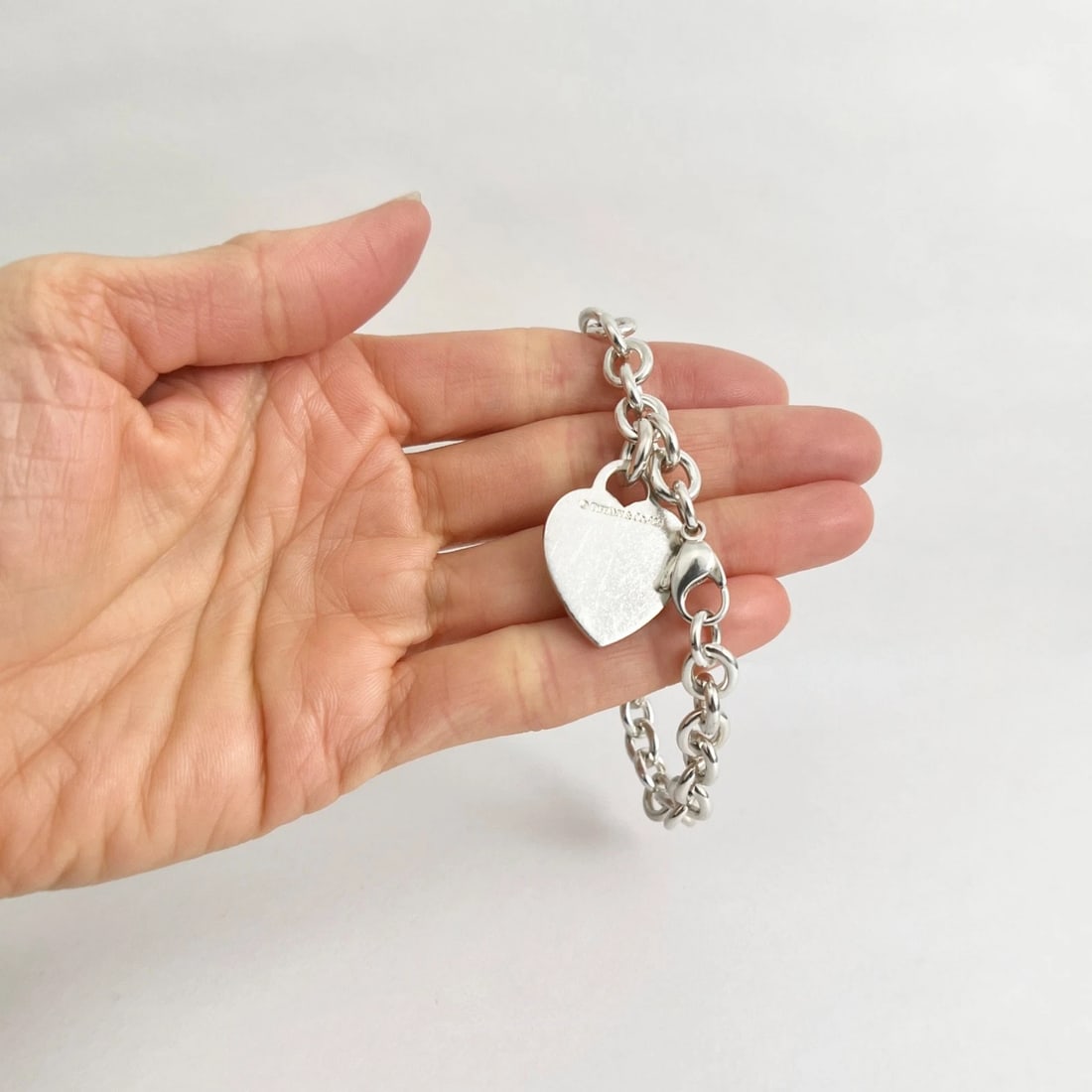 Tiffany & Co. Heart Charm Bracelet Sterling Silver, 7.5 Inches, 28.67 Grams - 2