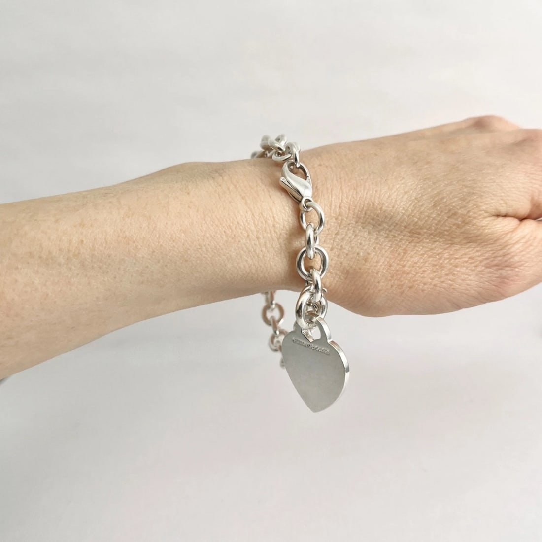 Tiffany & Co. Heart Charm Bracelet Sterling Silver, 7.5 Inches, 28.67 Grams - 5