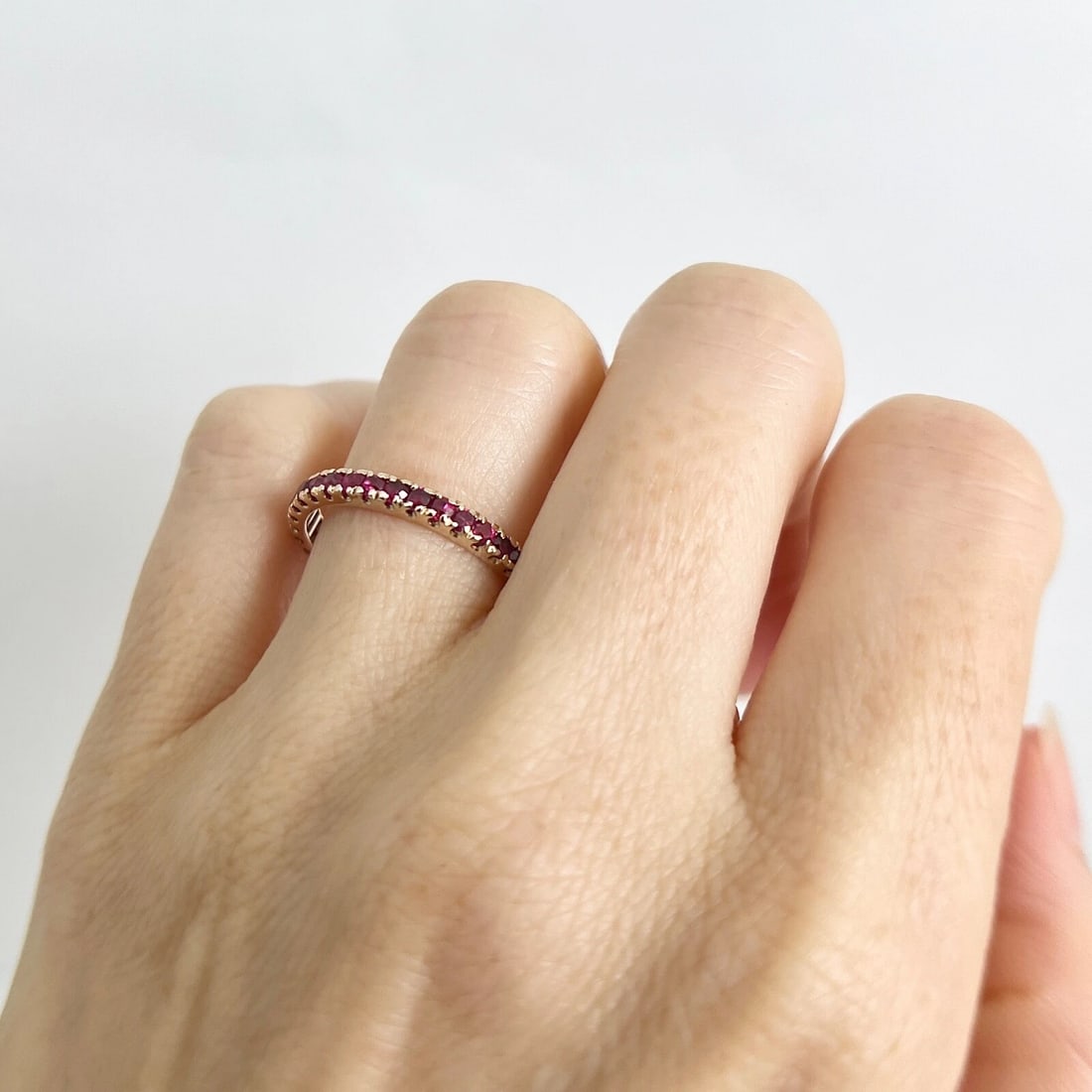 Estate Ruby Gemstone Eternity Ring 14K Yellow Gold, Size 7.75, 1.85 Grams - 2