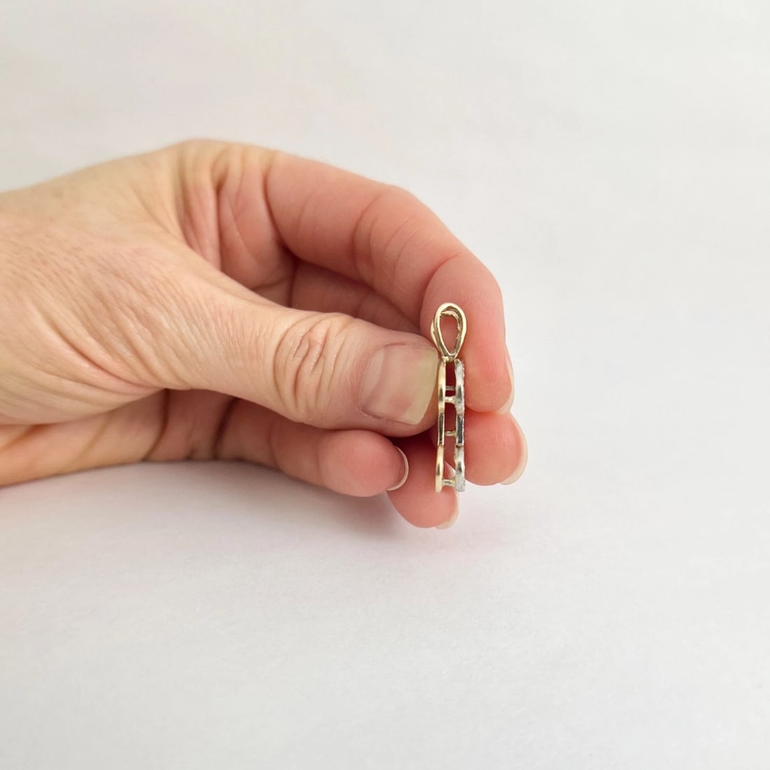 Two-Tone Letter R Initial Diamond Necklace Pendant 14K Yellow Gold, 3.13 Grams - 5