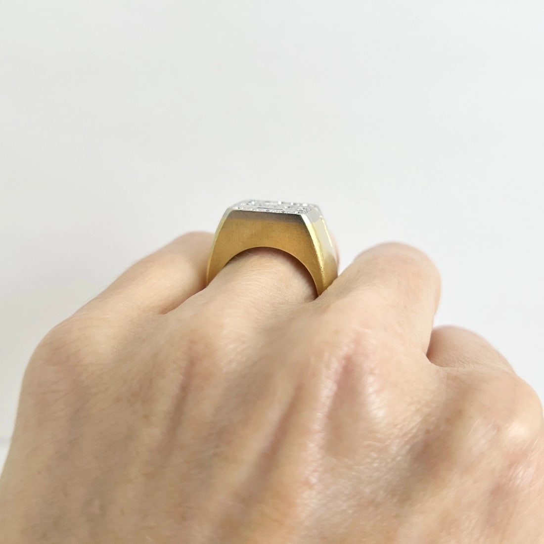 Letter S Initial Two-Tone Diamond Ring 18K Yellow Gold, 11.61 Grams - 7