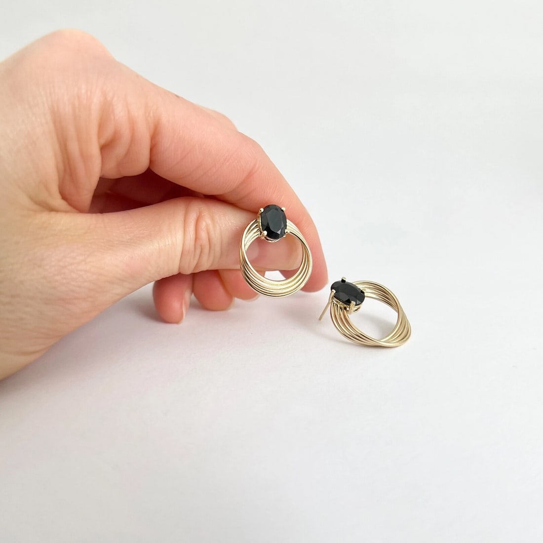 Estate Black Sapphire Gemstone Loop Drop Earrings 14K Yellow Gold, 2.57 Grams - 2