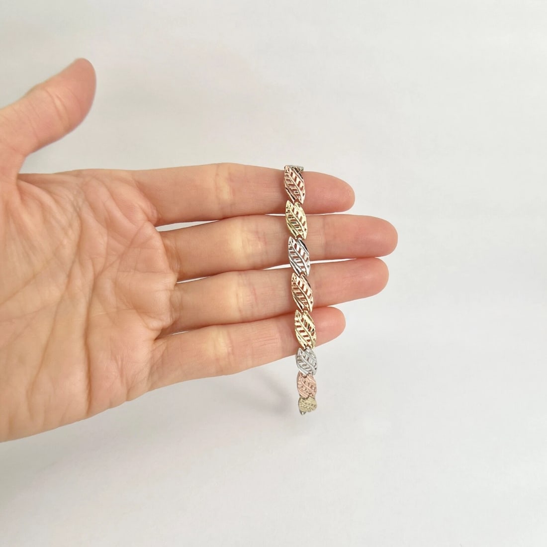 Tri-Color Filigree Leaf Chain Link Bracelet 10K Yellow Rose White Gold, 4.27 Gr - 2