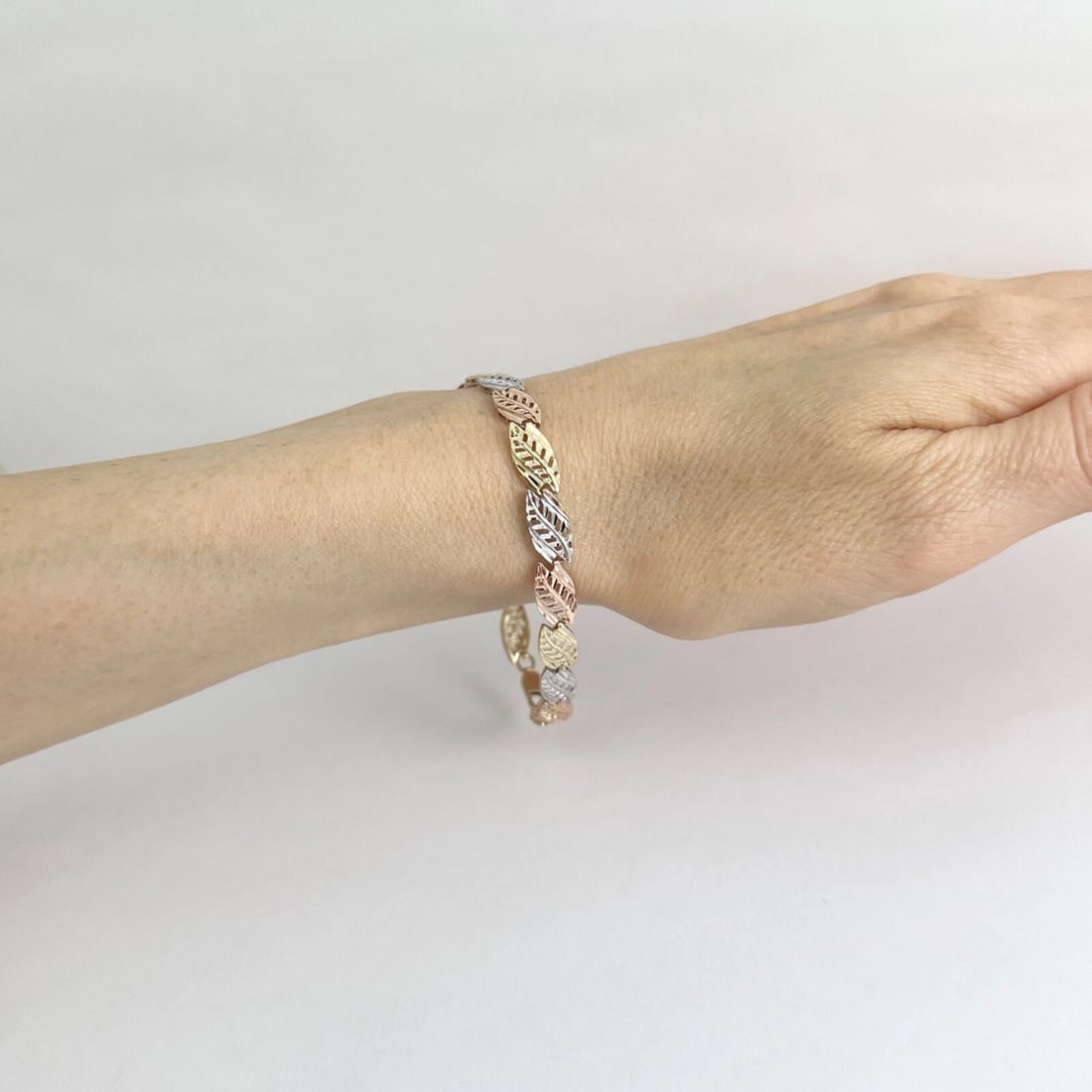 Tri-Color Filigree Leaf Chain Link Bracelet 10K Yellow Rose White Gold, 4.27 Gr - 4