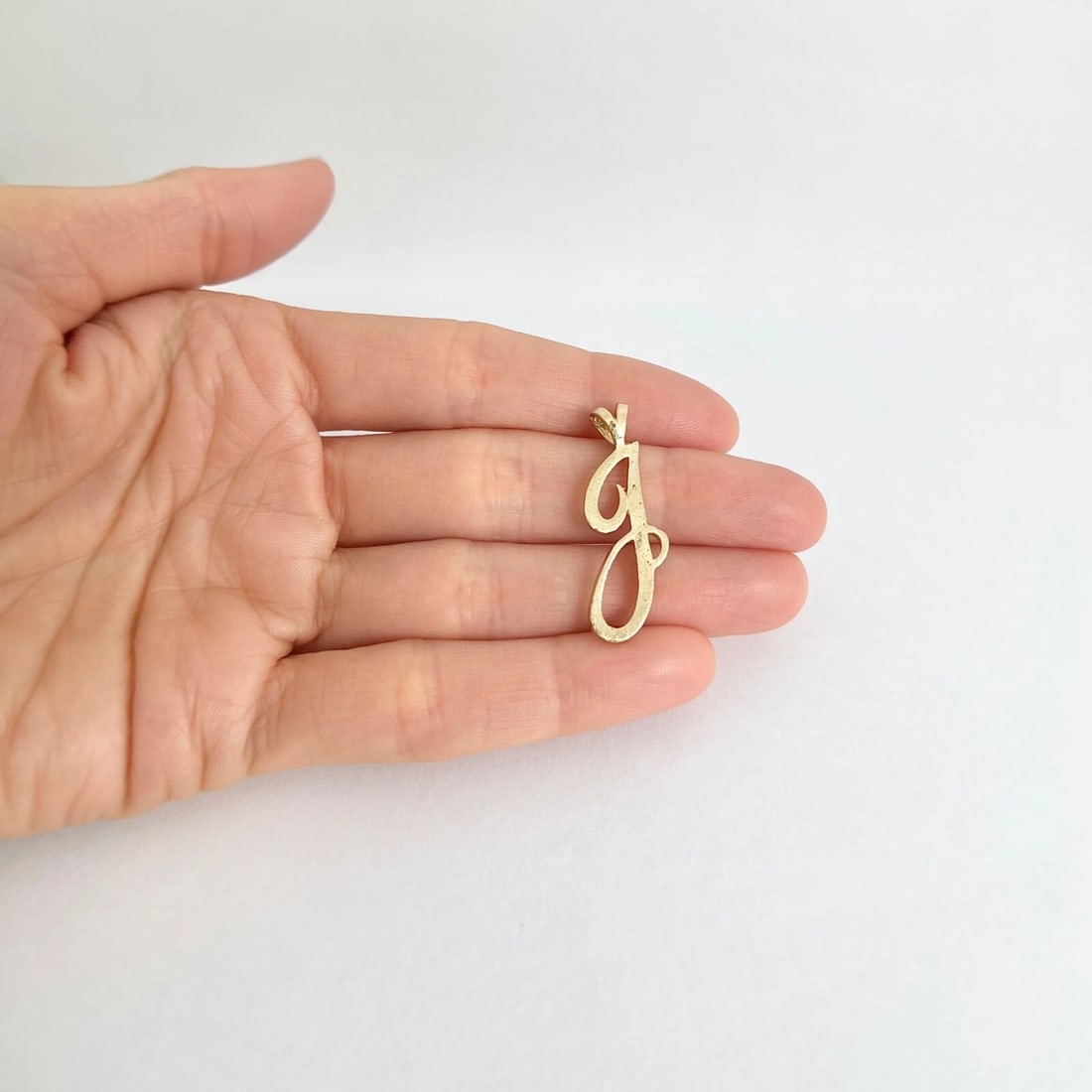 Estate Letter J Initial Pendant Charm 12K Yellow Gold, 1.97 Grams - 4