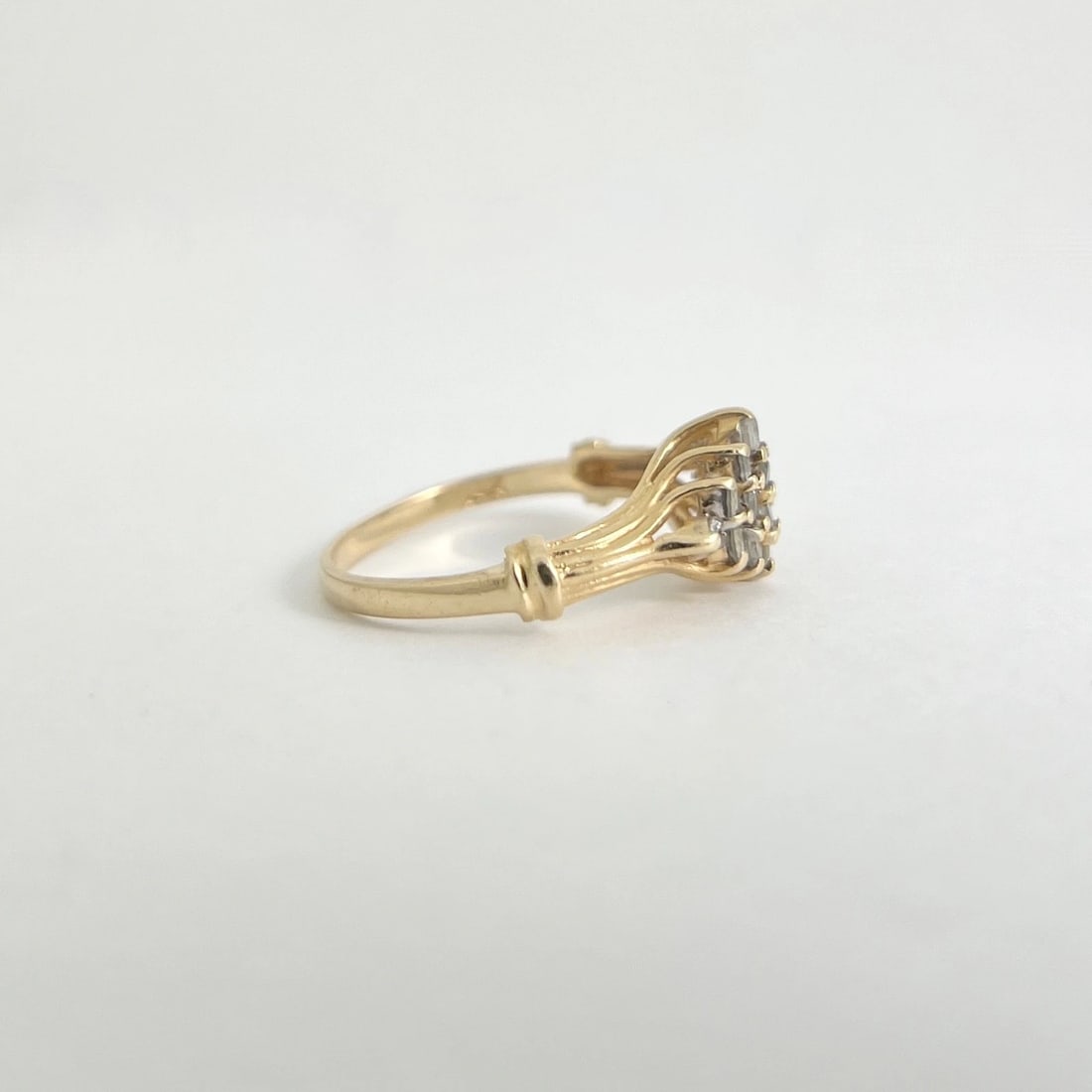 Estate Diamond Cluster Ring 14K Yellow Gold, 2.53 Grams - 5