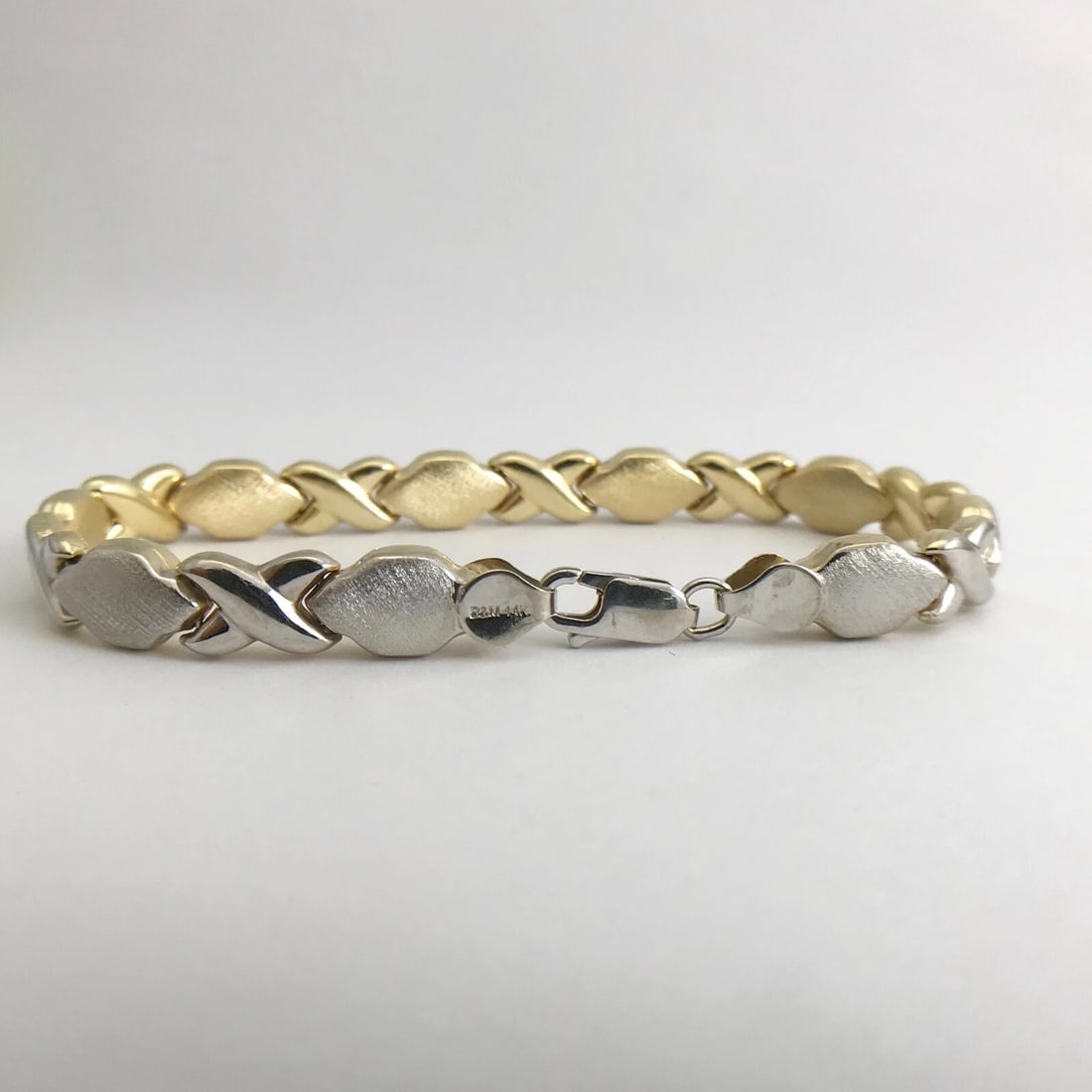 Reversible Two-Tone XO Chain Link Bracelet 14K White Yellow Gold, 7.79 Grams - 10