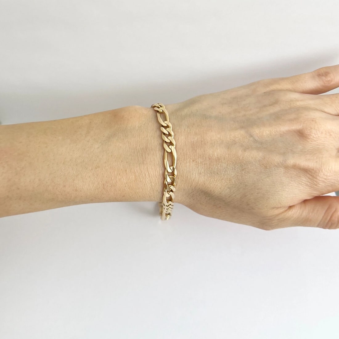 Men's Figaro Chain Bracelet 14K Yellow Gold, 8.25 Inches, 6 mm, 14.87 Grams - 7