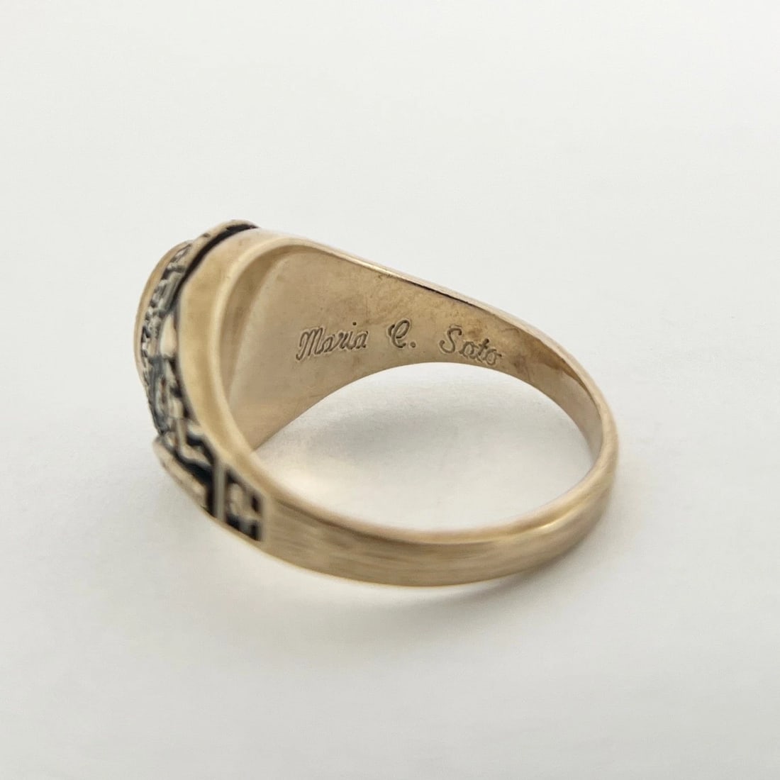 1995 Woodbridge Senior High Green Tourmaline Class Ring 10K Yellow Gold, 5.47 Gr - 7