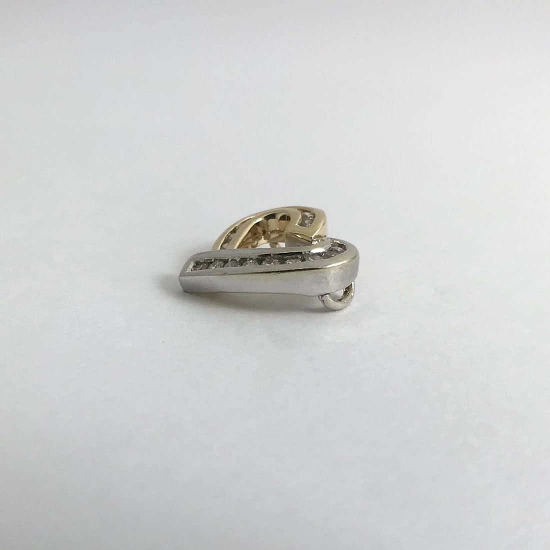 Collar Colgante Corazón Abierto Diamante Dos Tonos Oro Amarillo Blanco 14K, 2,61 Gramos - 10