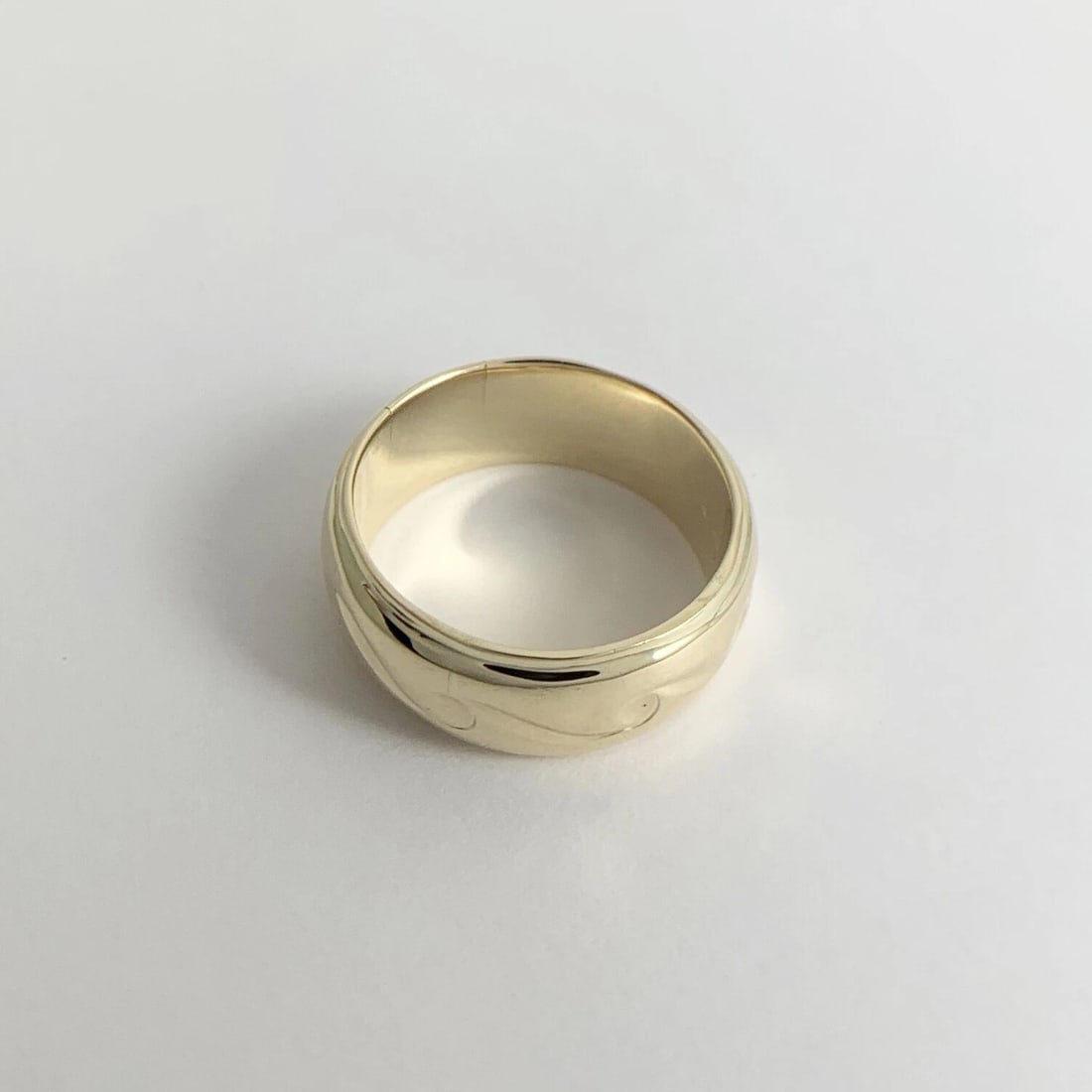 Wave Scroll Etched Beveled Band Ring 14K Yellow Gold, Size 6.25, 7.2 mm, 7.15 Gr - 8