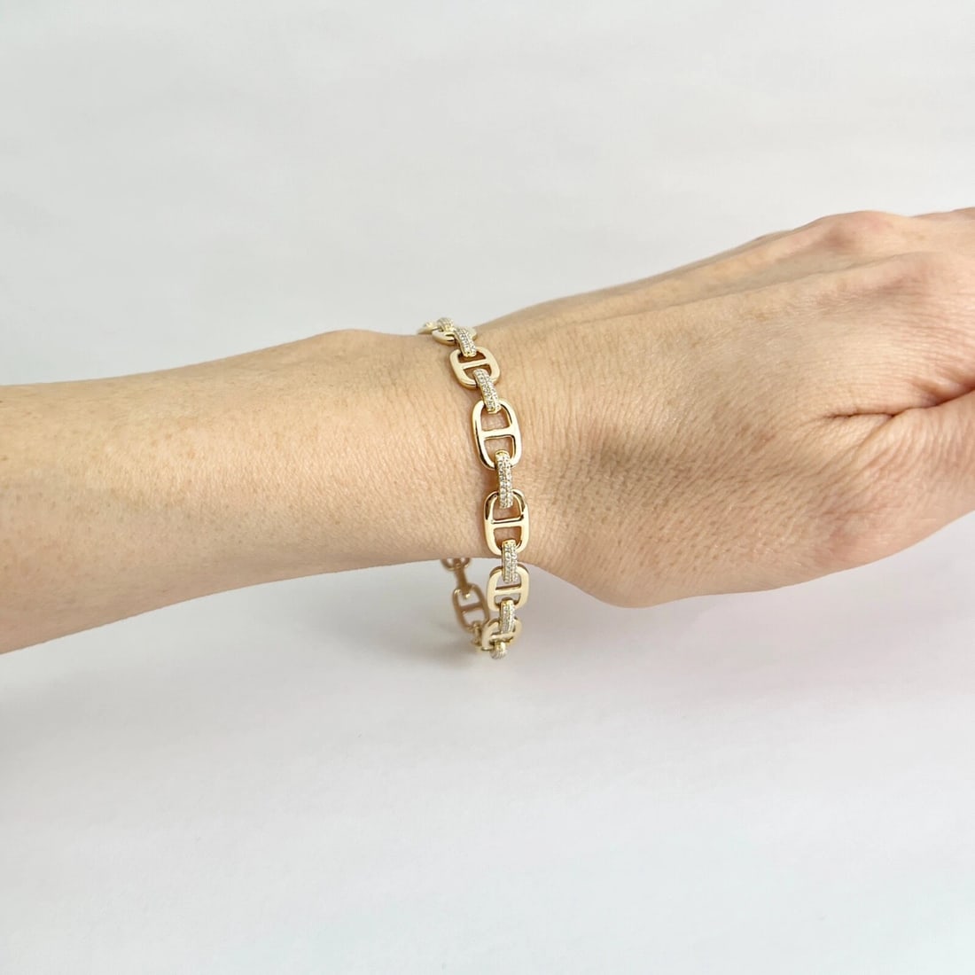 Alternating Pave Diamond Anchor Chain Link Bracelet 14K Yellow Gold, .77 CTW - 4