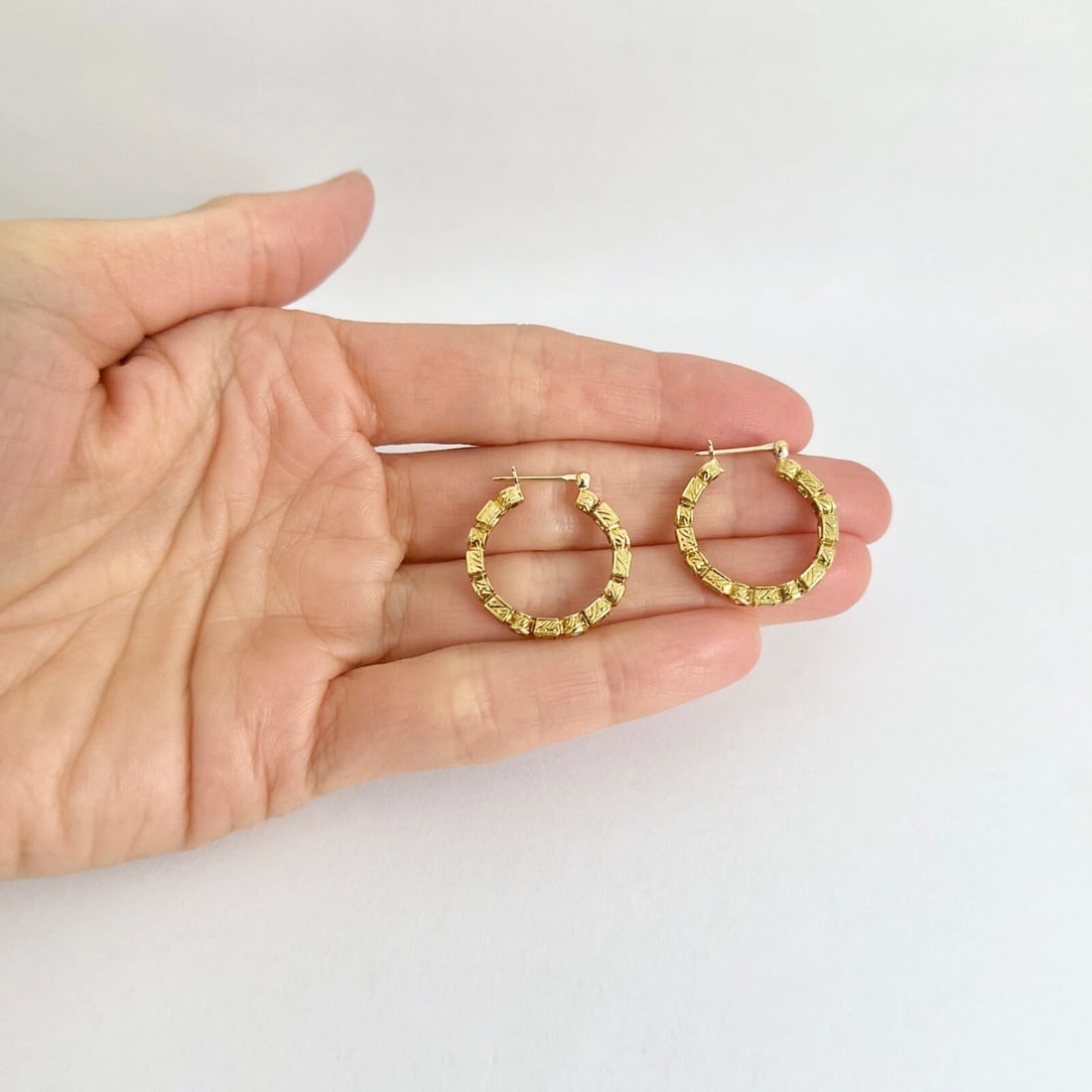 Princess Cut Yellow Sapphire Diamond Hoop Earrings 18K Yellow Gold, 1.10 CTW - 4