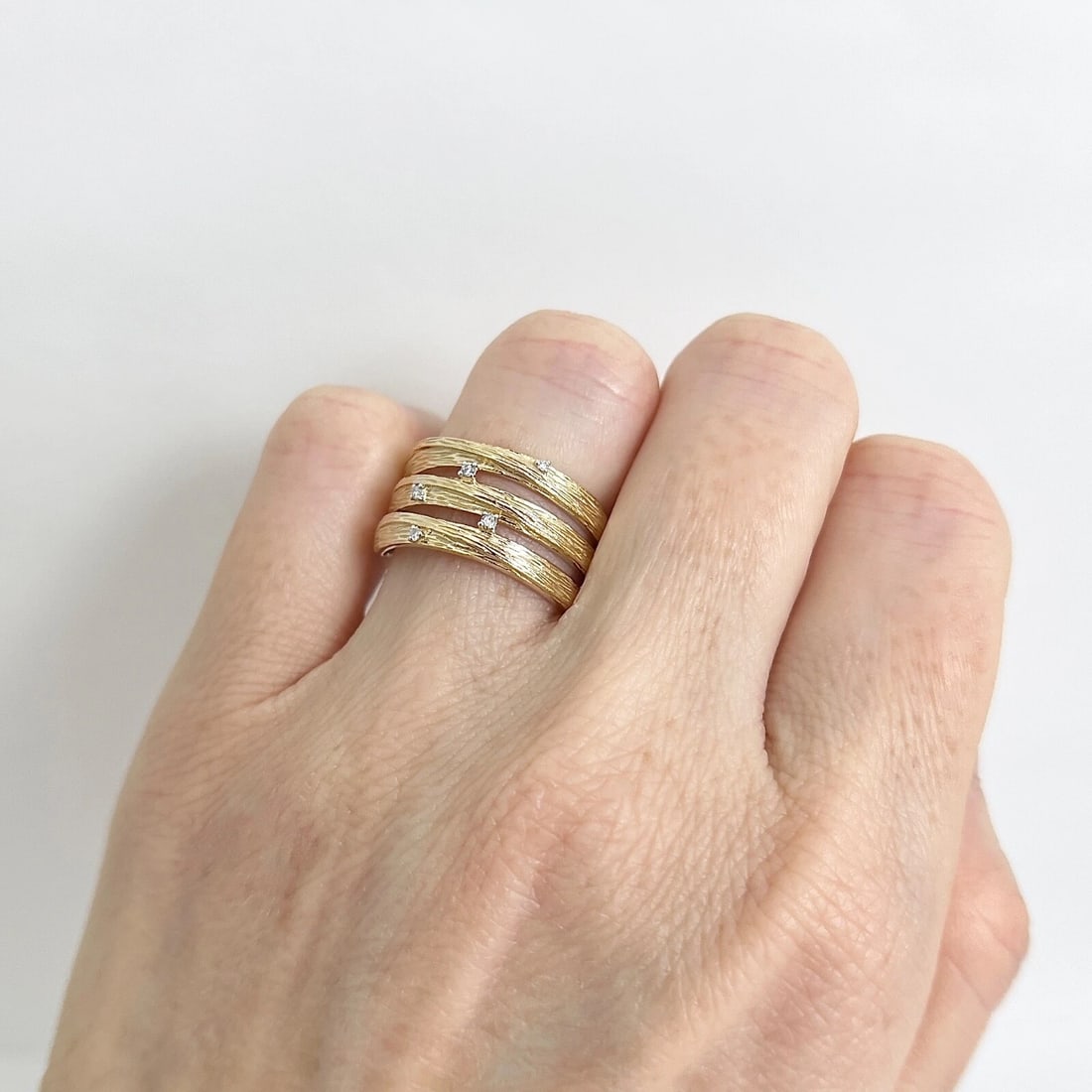 Wide Diamond Speckled Bark Statement Band Ring 14K Yellow Gold .03 CTW - 4