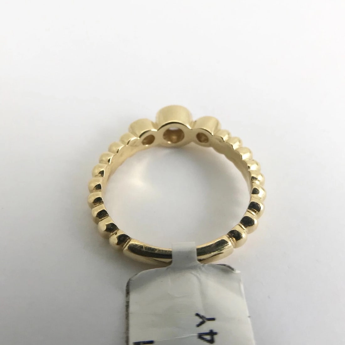 3-Stone Round Bezel Set Diamond Ribbed Ring 14K Yellow Gold .45 CTW - 7