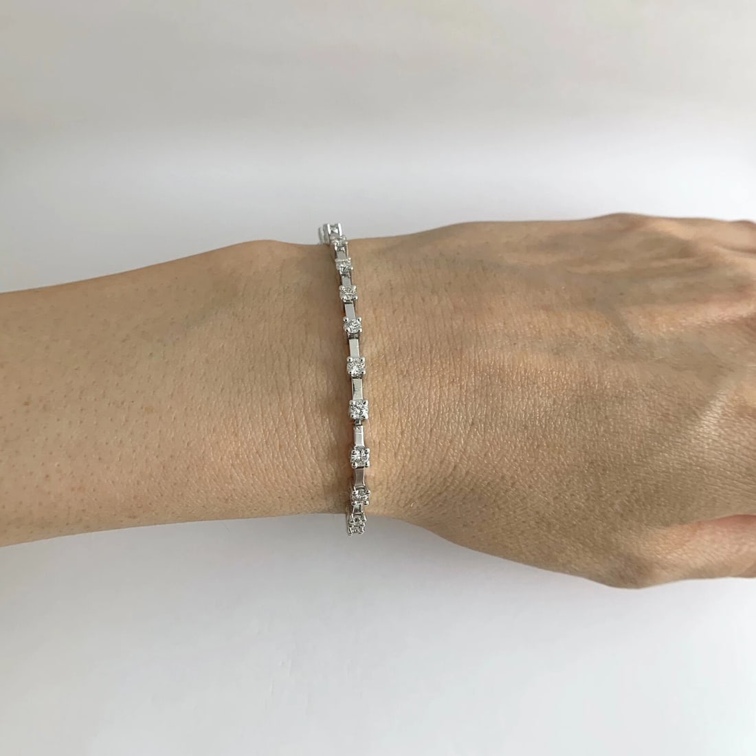 Round Bar Link Diamond Tennis Bracelet 14K White Gold, 1.65 CTW, 12.10 Grams - 3