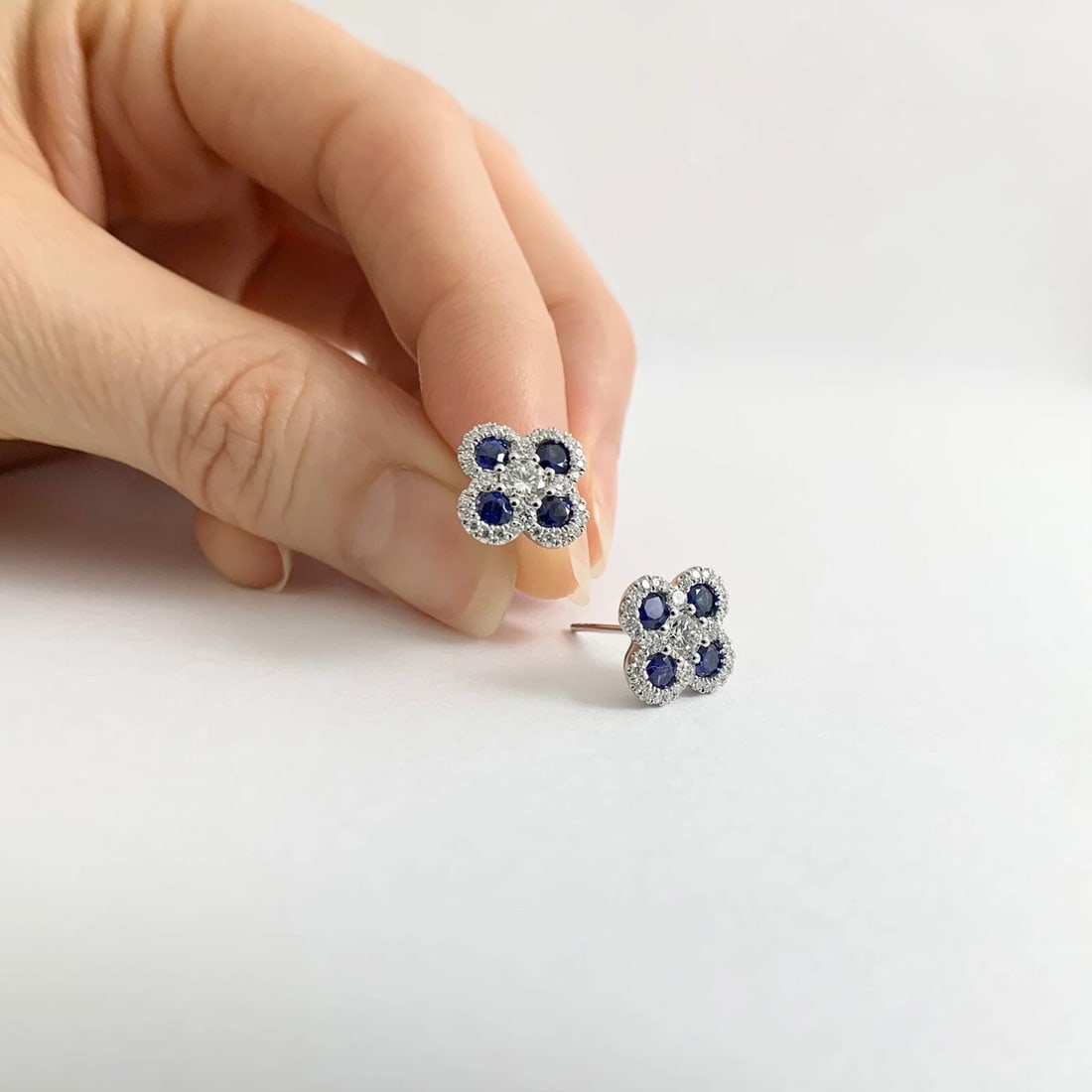 Blue Sapphire Diamond Clover Cluster Stud Earrings 14K White Gold 1.36 CTW - 3