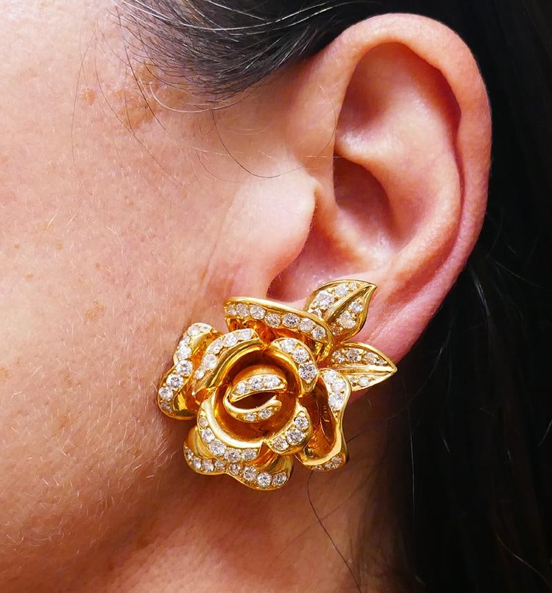 Vintage Marchak 18k Gold Diamond Clip-On Earrings - 8