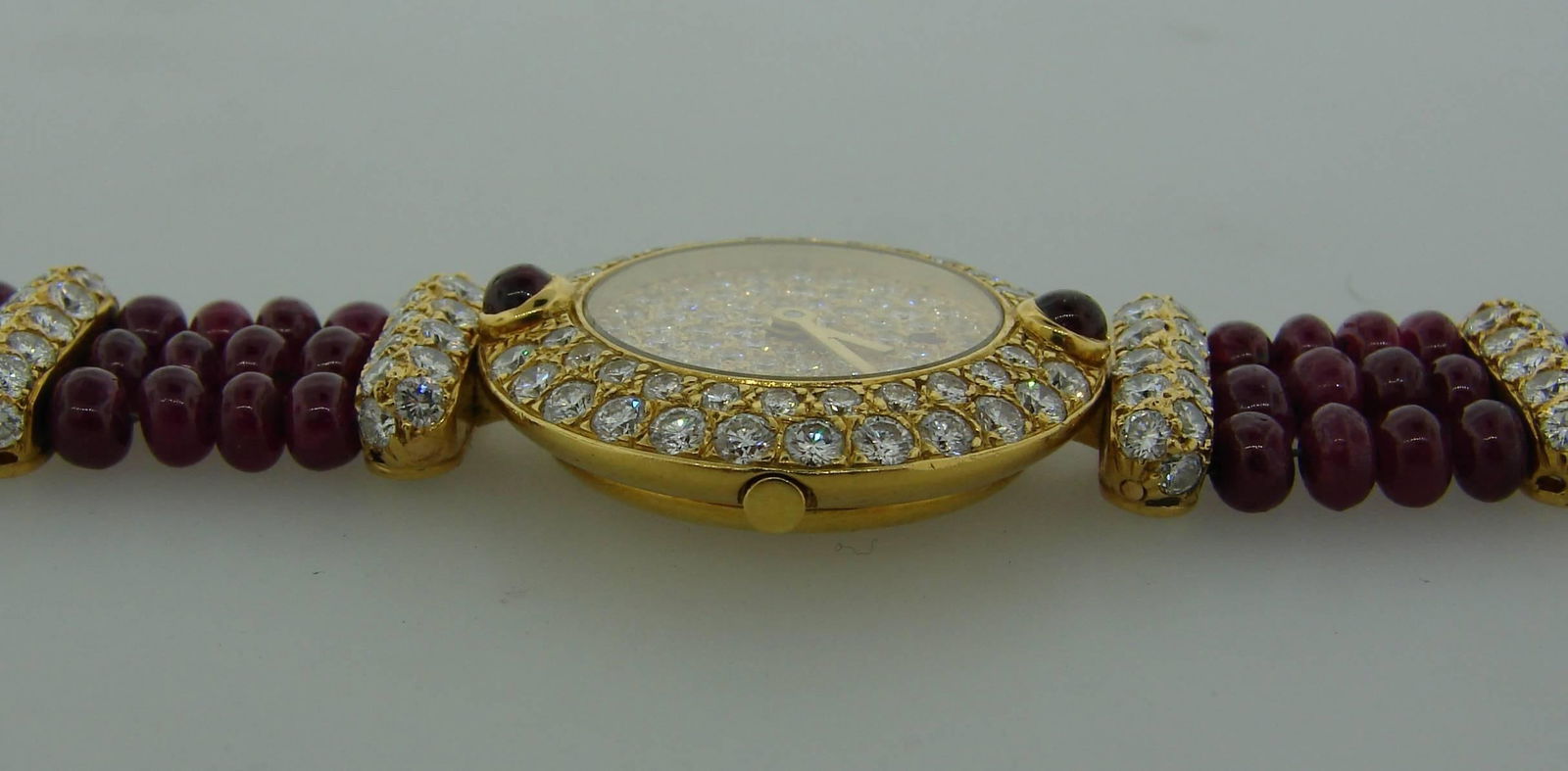 Vintage Boucheron 18k Yellow Gold Lady's Wristwatch Diamond Ruby Quartz - 2