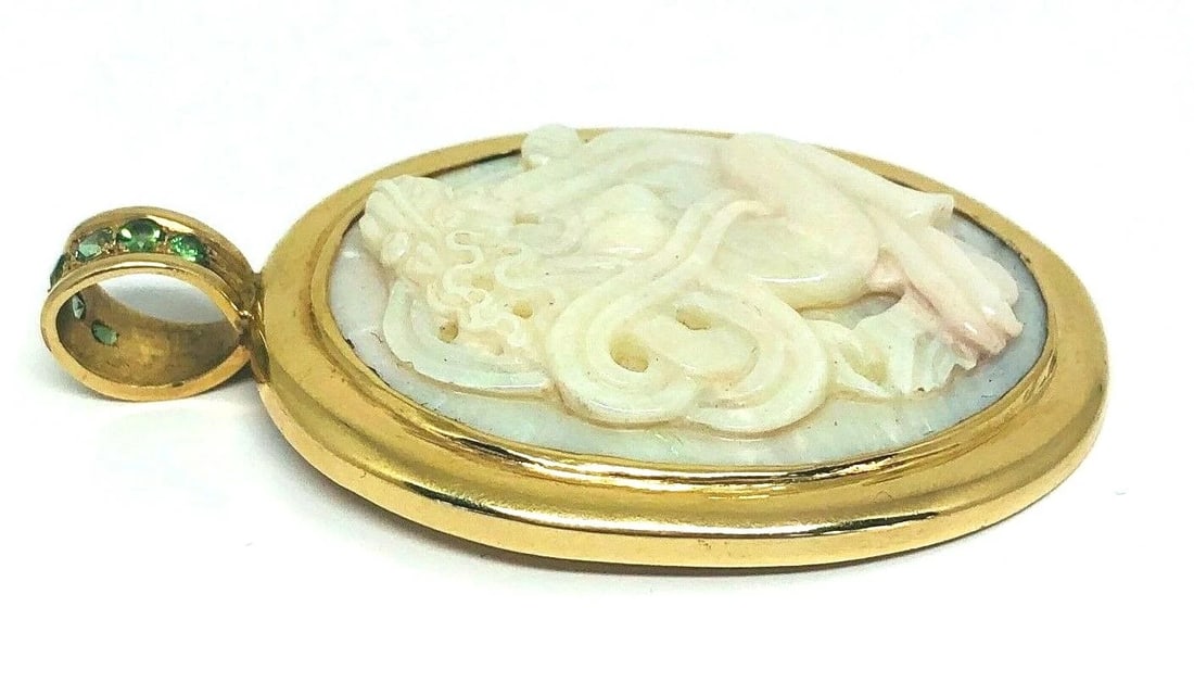 VINTAGE Carved Woman Opal Peridot Yellow Gold Cameo Pendant - 3