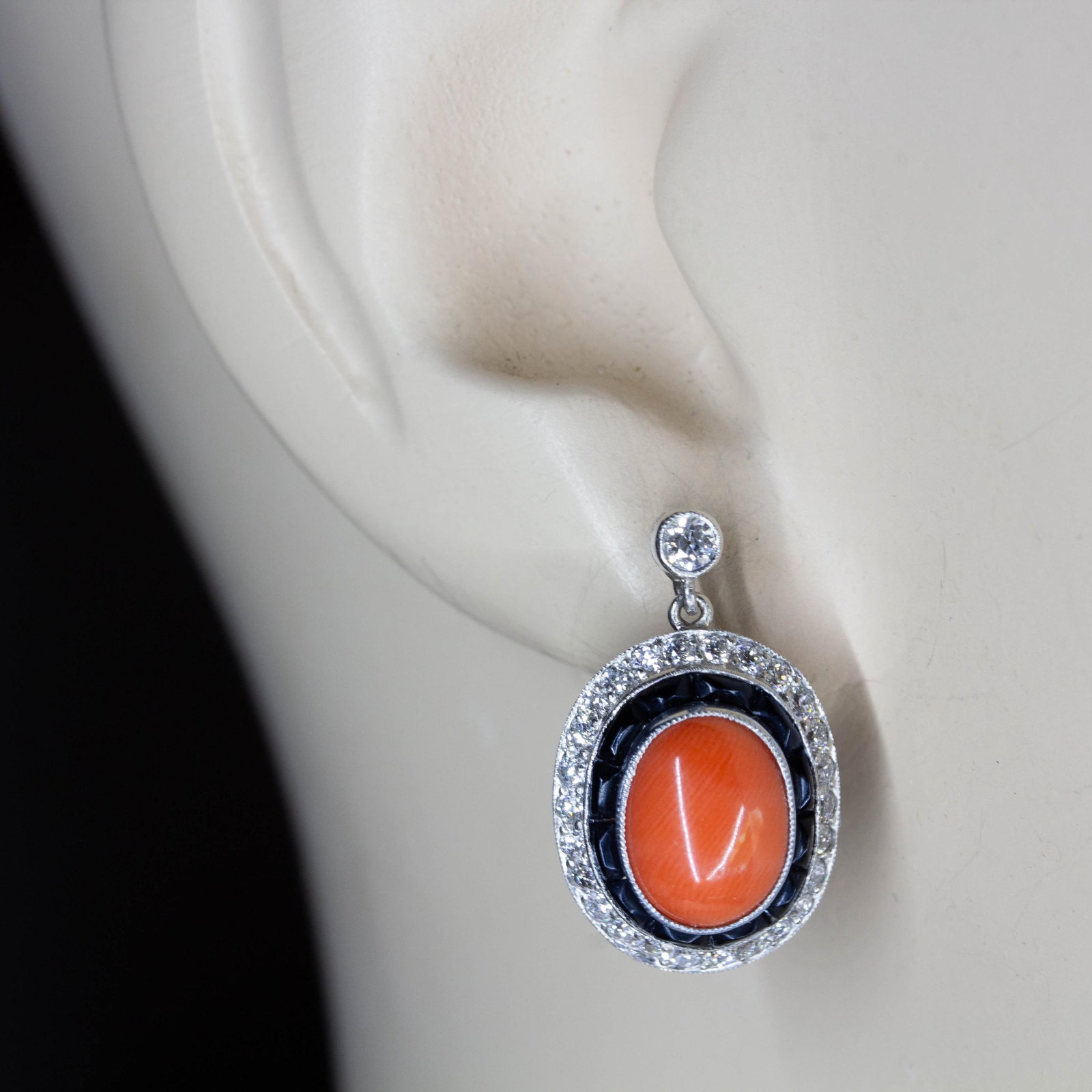 Art Deco Platinum Natural Coral, Onyx and Natural Diamond Earrings - 5