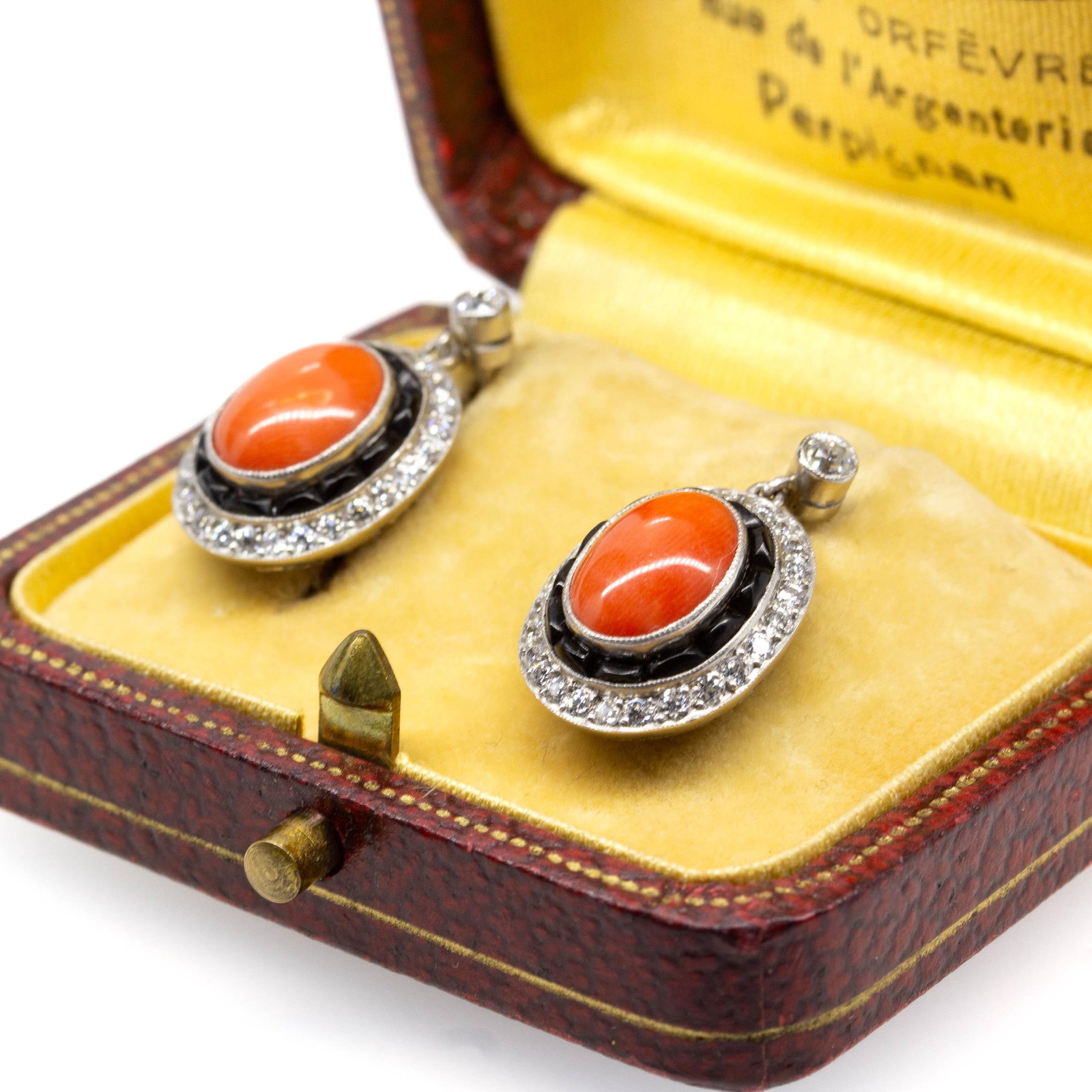 Art Deco Platinum Natural Coral, Onyx and Natural Diamond Earrings - 8