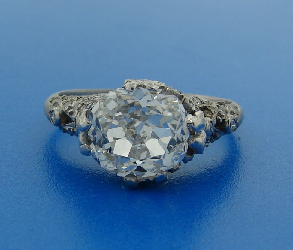 Cushion Cut Diamond Platinum Ring Art Deco circa 1920s 3.02-carat GIA G SI1 - 2