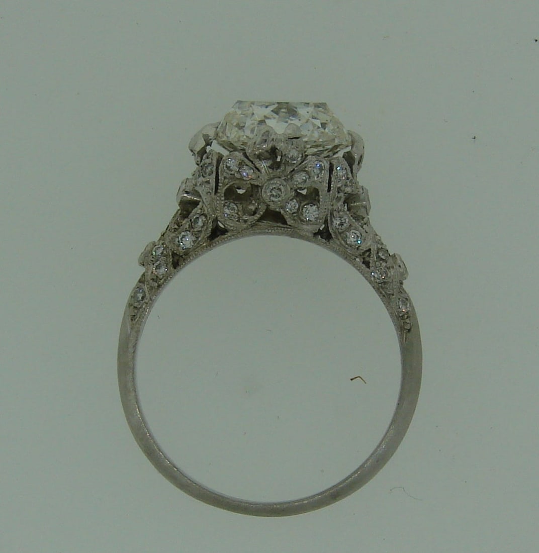 Cushion Cut Diamond Platinum Ring Art Deco circa 1920s 3.02-carat GIA G SI1 - 3