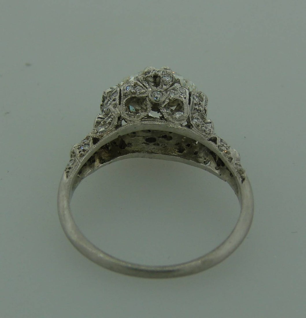 Cushion Cut Diamond Platinum Ring Art Deco circa 1920s 3.02-carat GIA G SI1 - 5