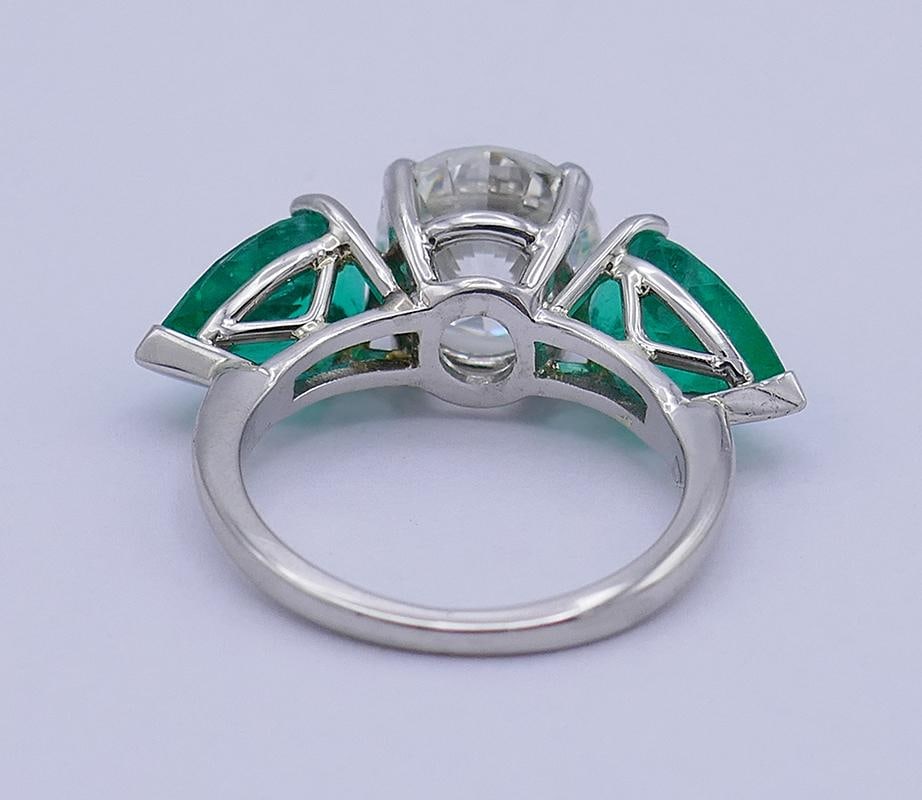 Platinum Emerald Diamond Three-Stone Ring 3.01-ct GIA Report - 5