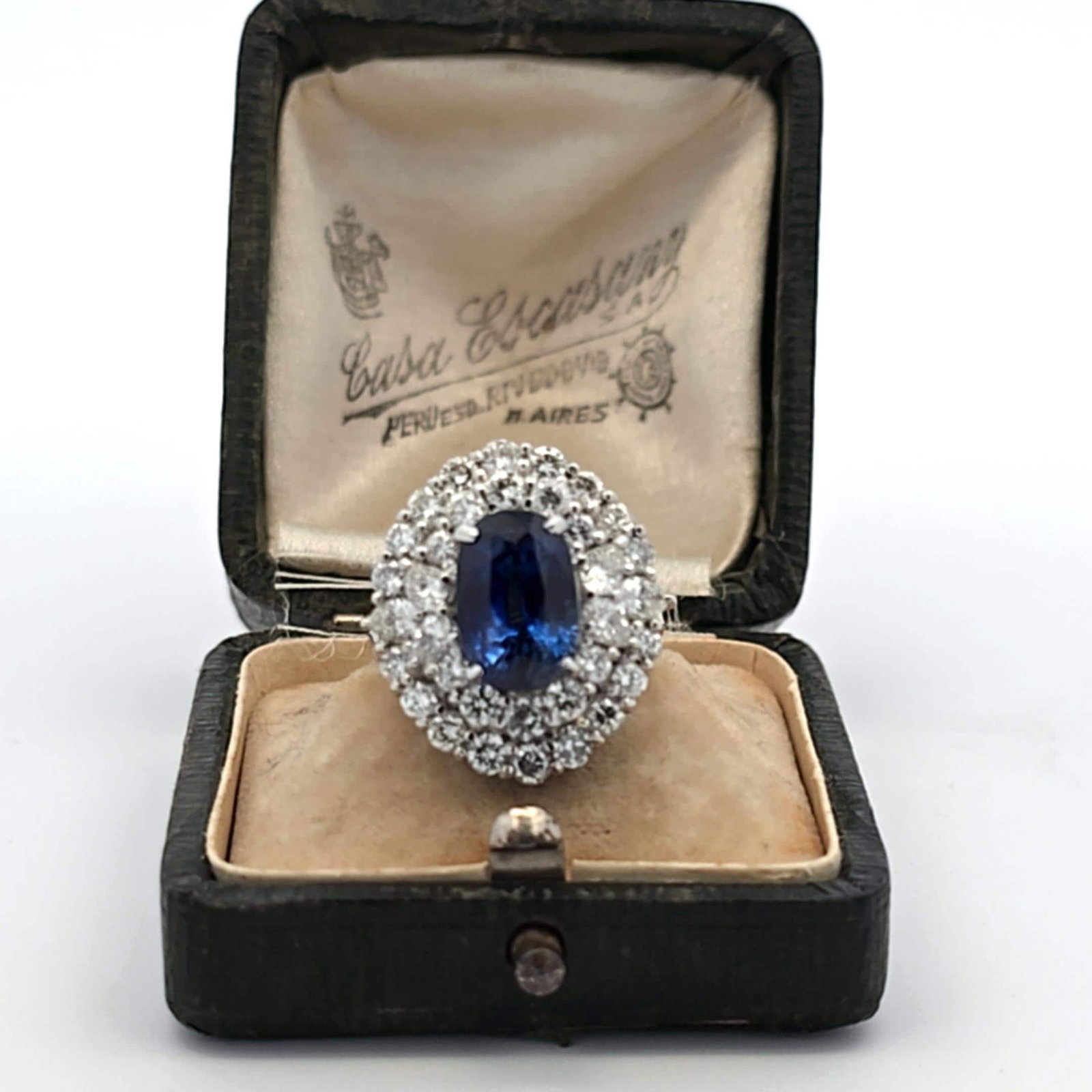 Estate 18K Natural Sapphire GIA certified and Diamond Ring: Title: Estate 18K Natural Sapphire GIA certified and Diamond Ring Description: Title: Estate 18K Natural Sapphire GIA certified and Diamond Ring Description: Gemstone: Sapphire Discover