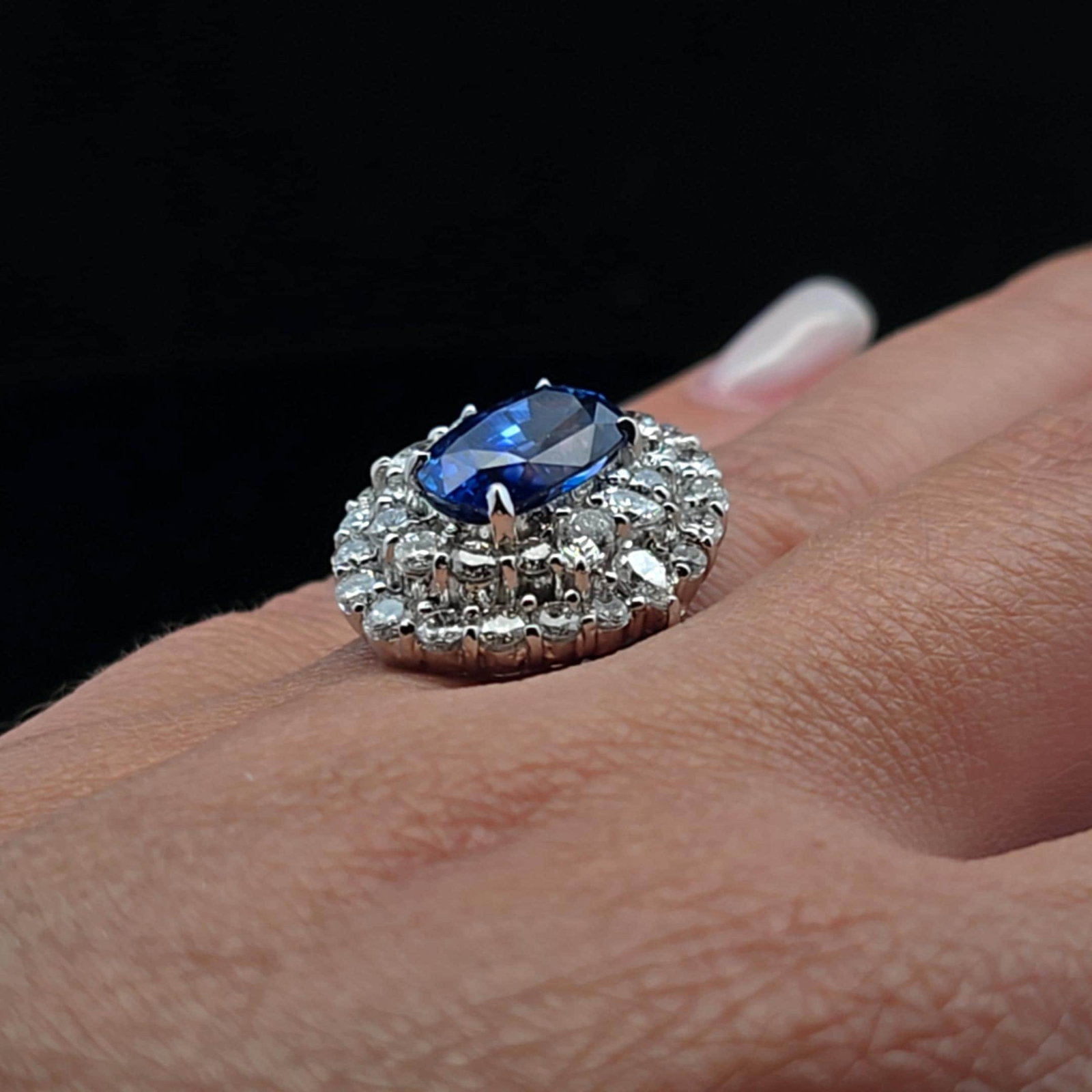 Estate 18K Natural Sapphire GIA certified and Diamond Ring - 4