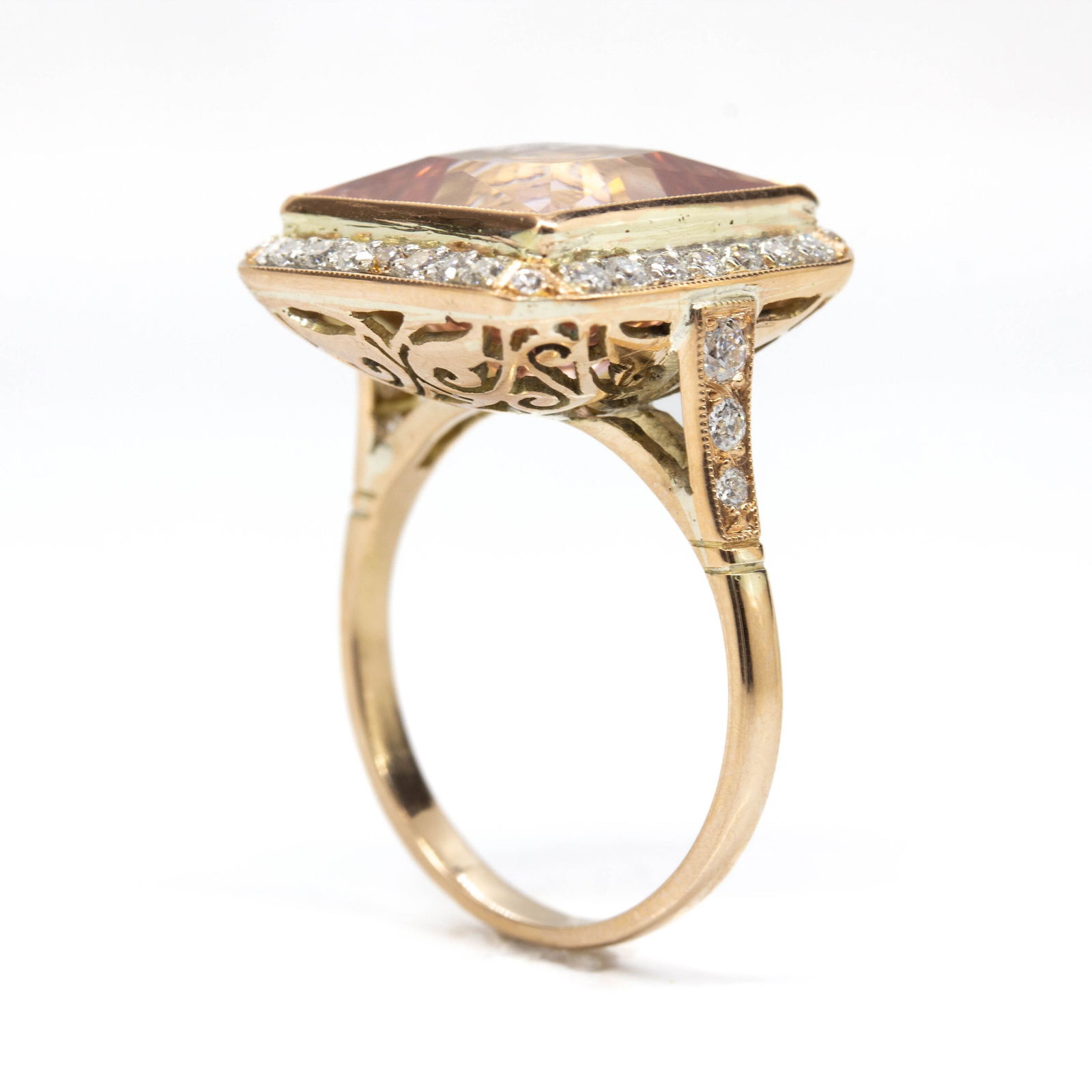 Handmade 18K Natural Morganite and Old Mine Cut Diamond Ring - 2