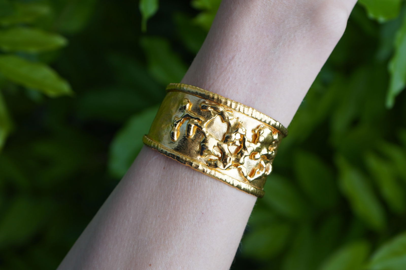 Jean Mahie 22k Gold Cuff Bracelet - 16