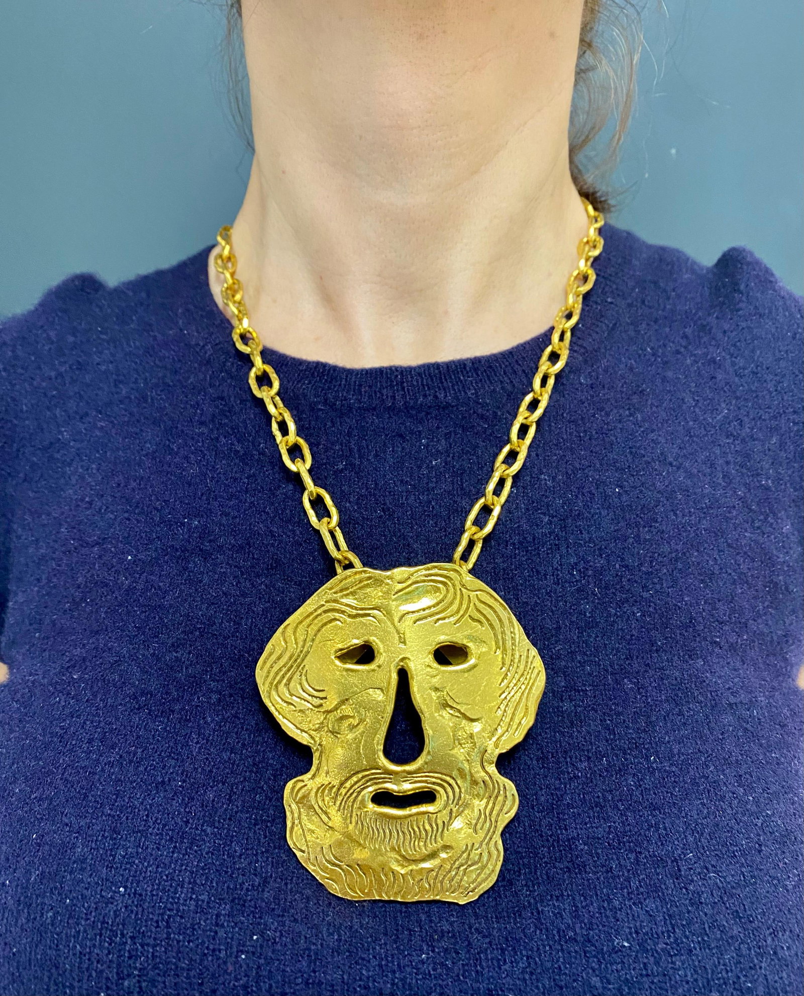 22k Gold Jean Mahie Figural Pendant Necklace - 9
