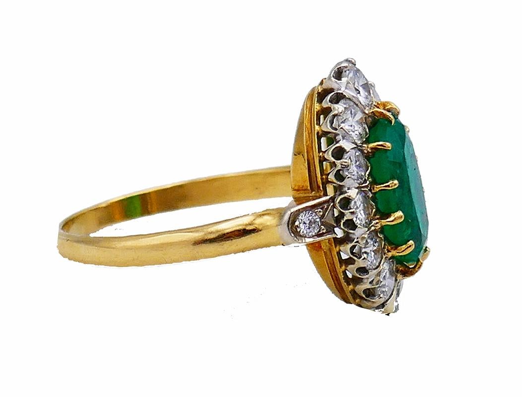 Vintage Emerald Diamond 14k Gold Ring - 10