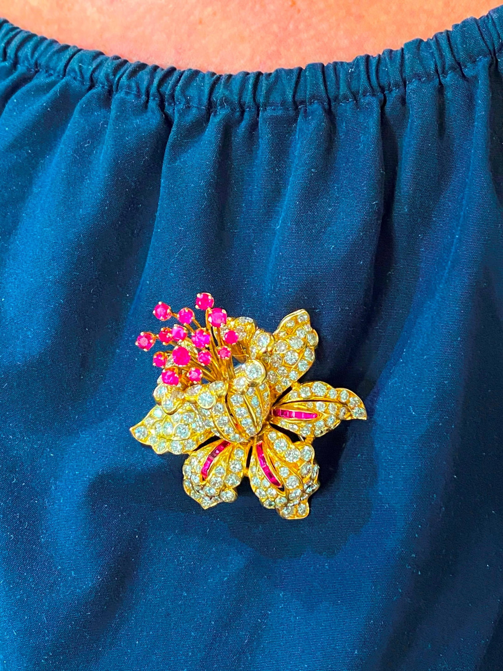 RENE BOIVIN Diamond Ruby & Yellow Gold Tremblant Brooch Pin - 16